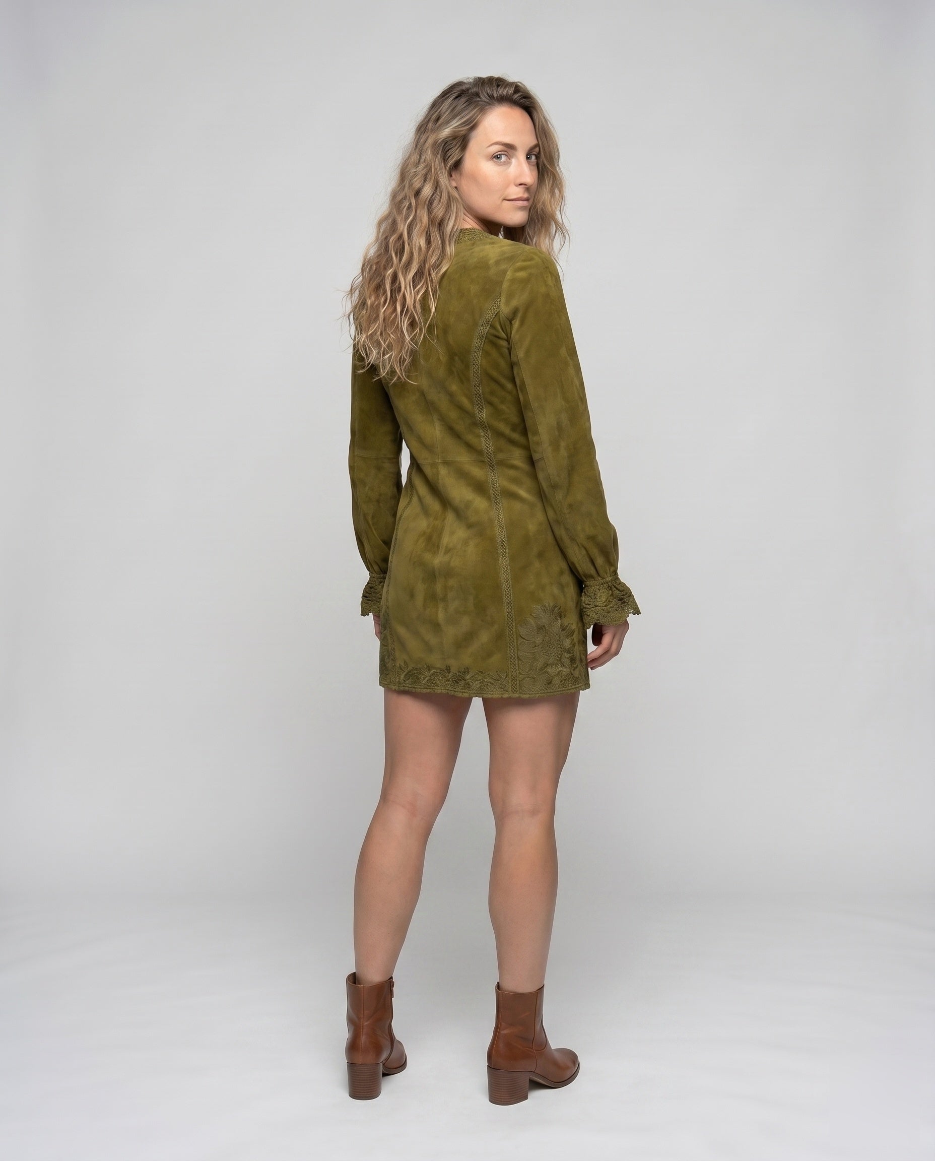 Product 15639222485322 - back_view