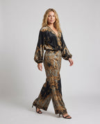 Product 15639223009610 - full_body_front