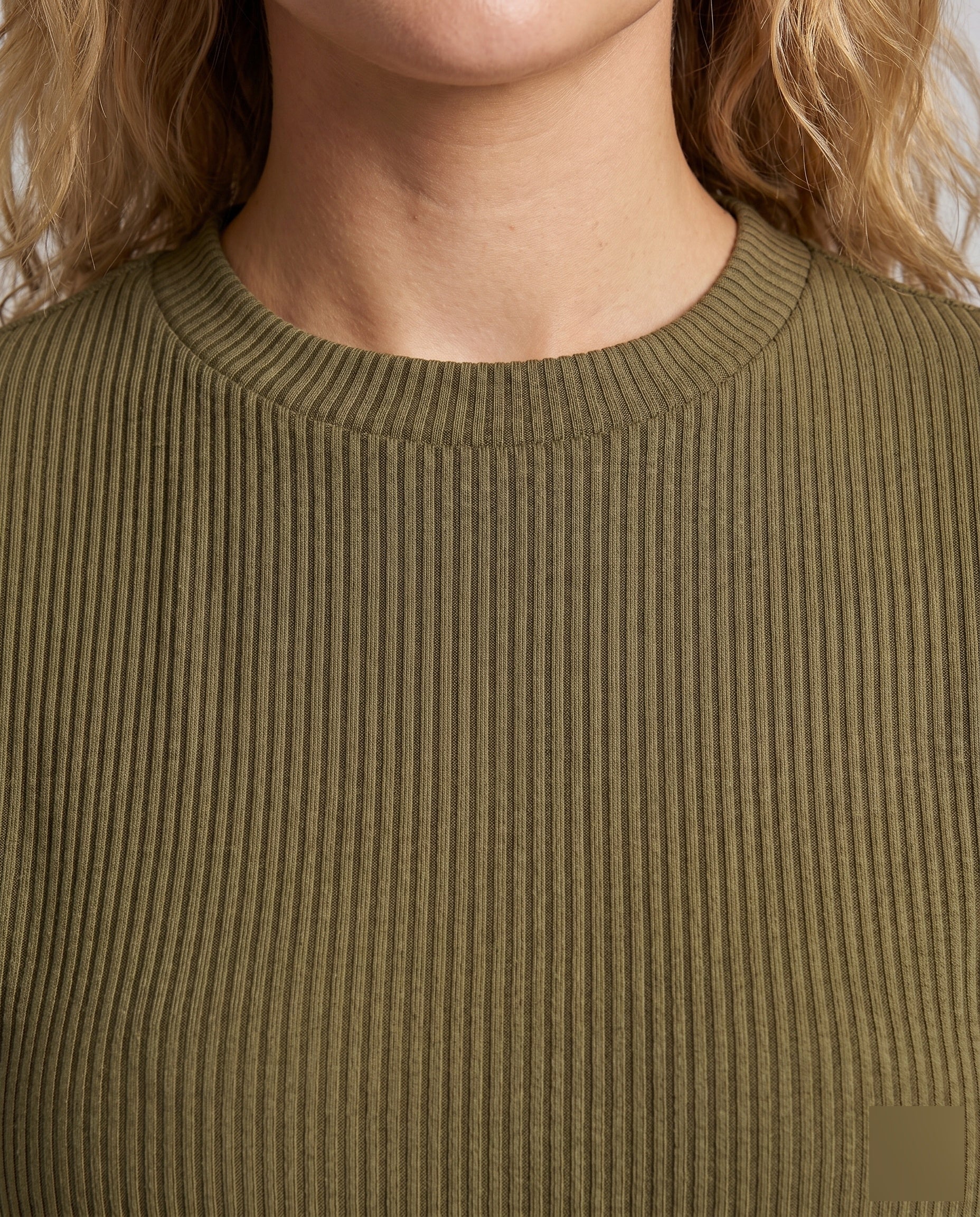 Product 15639225008458 - close_up_detail