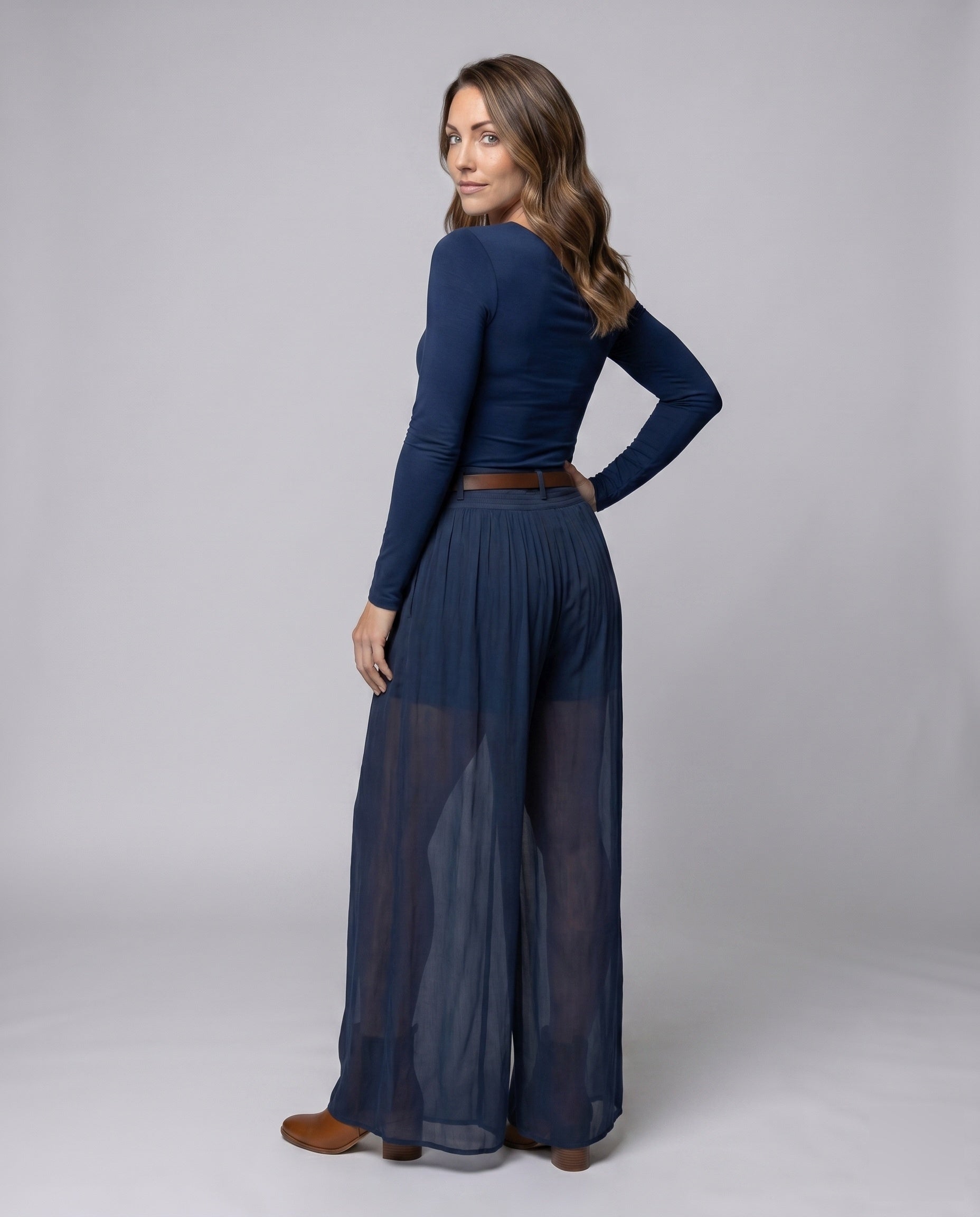 Product 15639227564362 - back_view