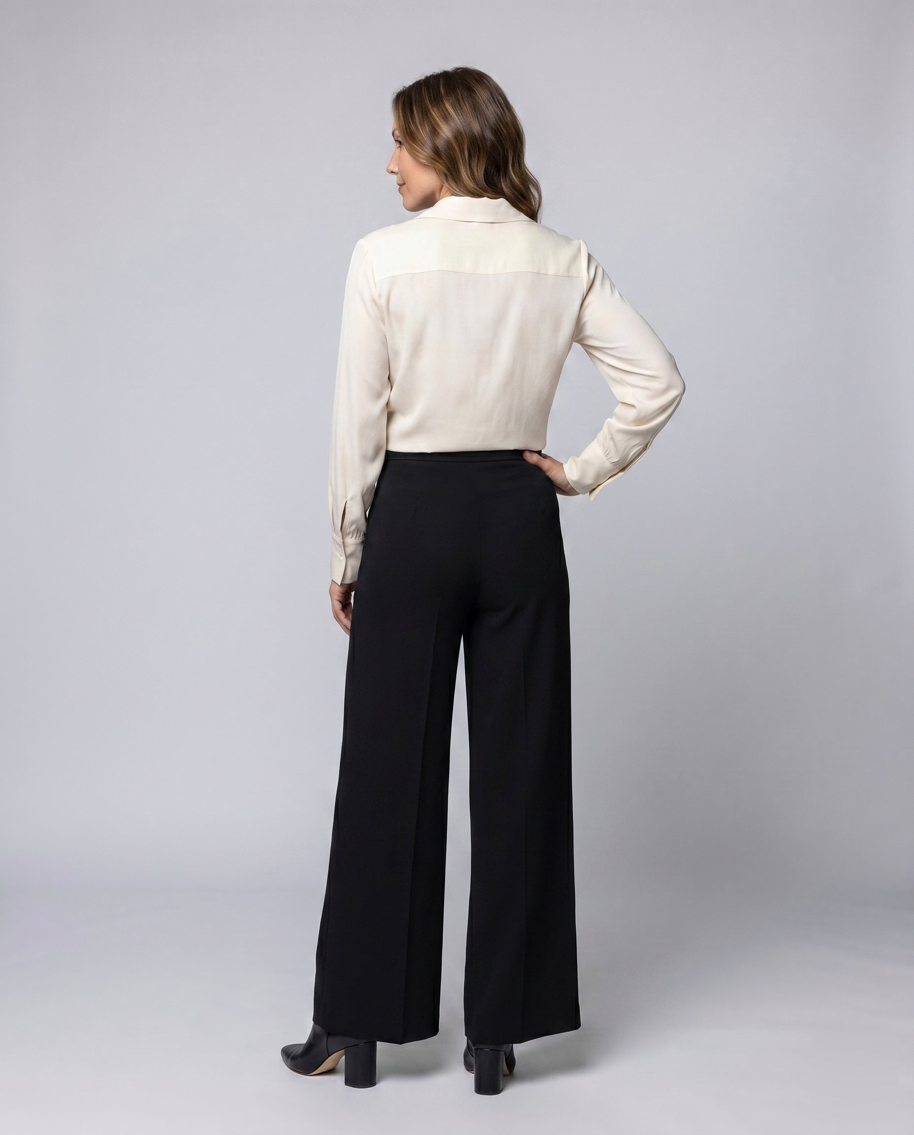 Product 15639227597130 - back_view