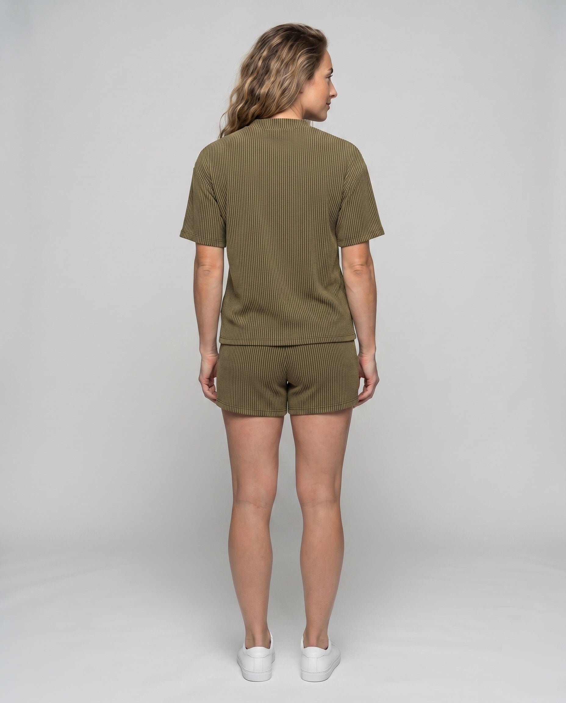 Product 15639229202762 - back_view