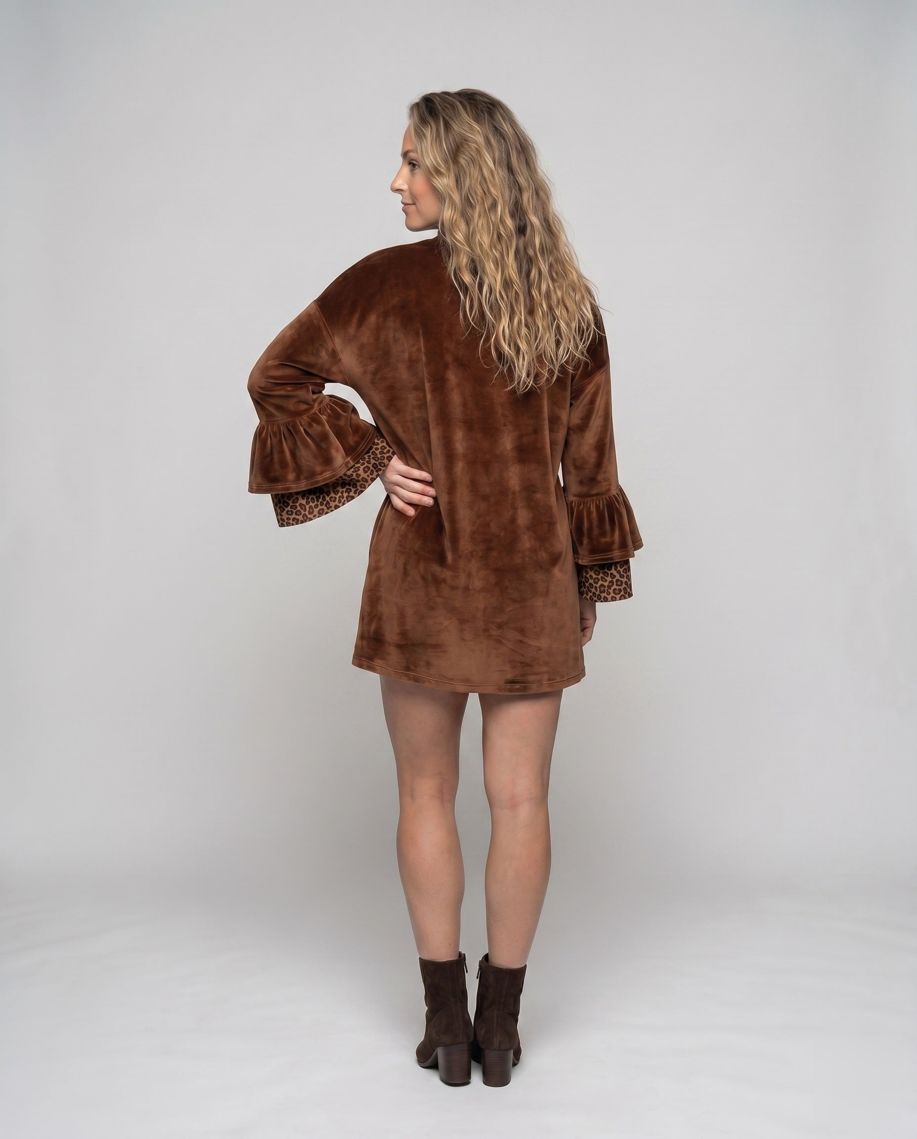 Product 15639234642250 - back_view