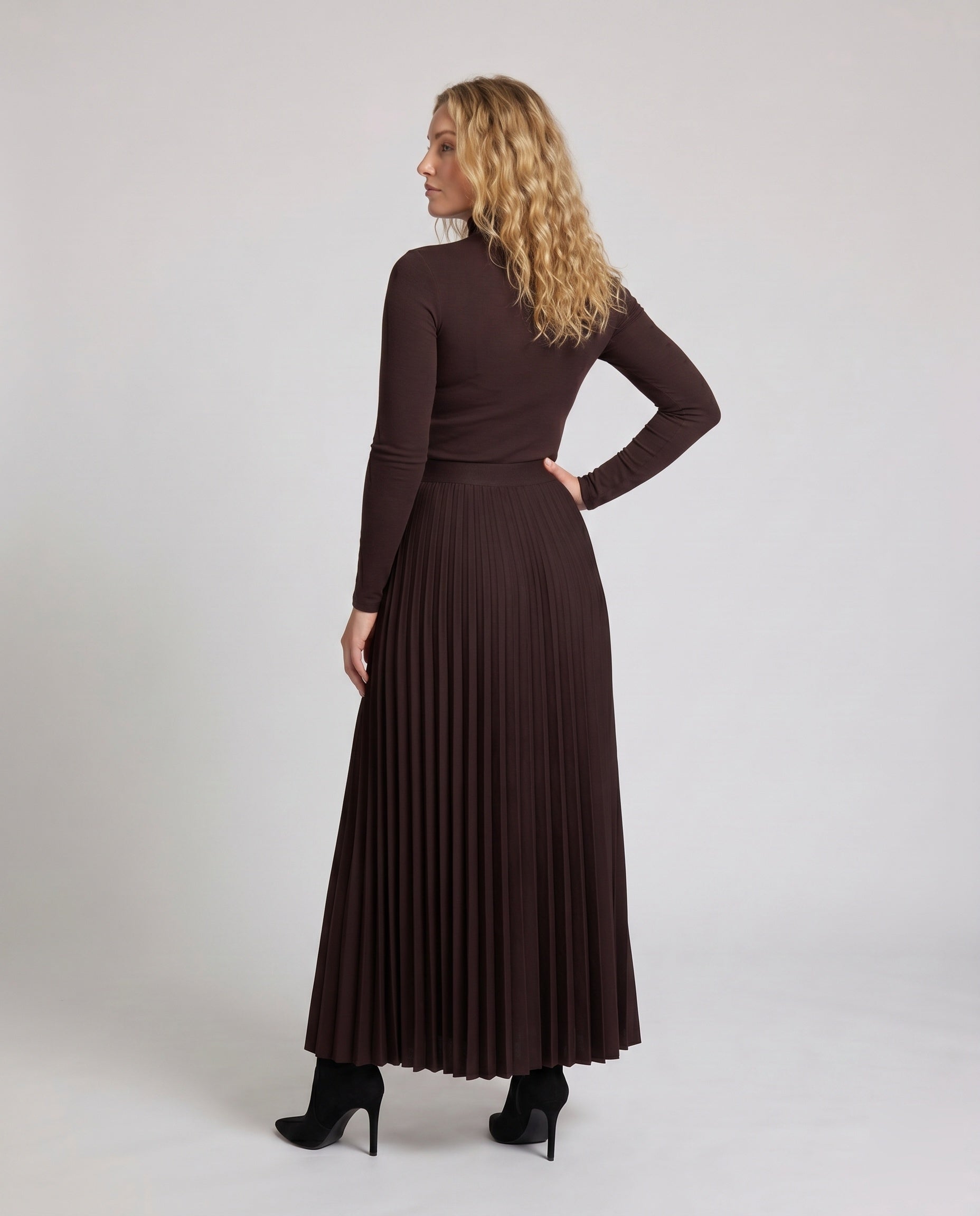 Product 15639234937162 - back_view