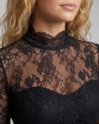 Product 15639236018506 - close_up_detail
