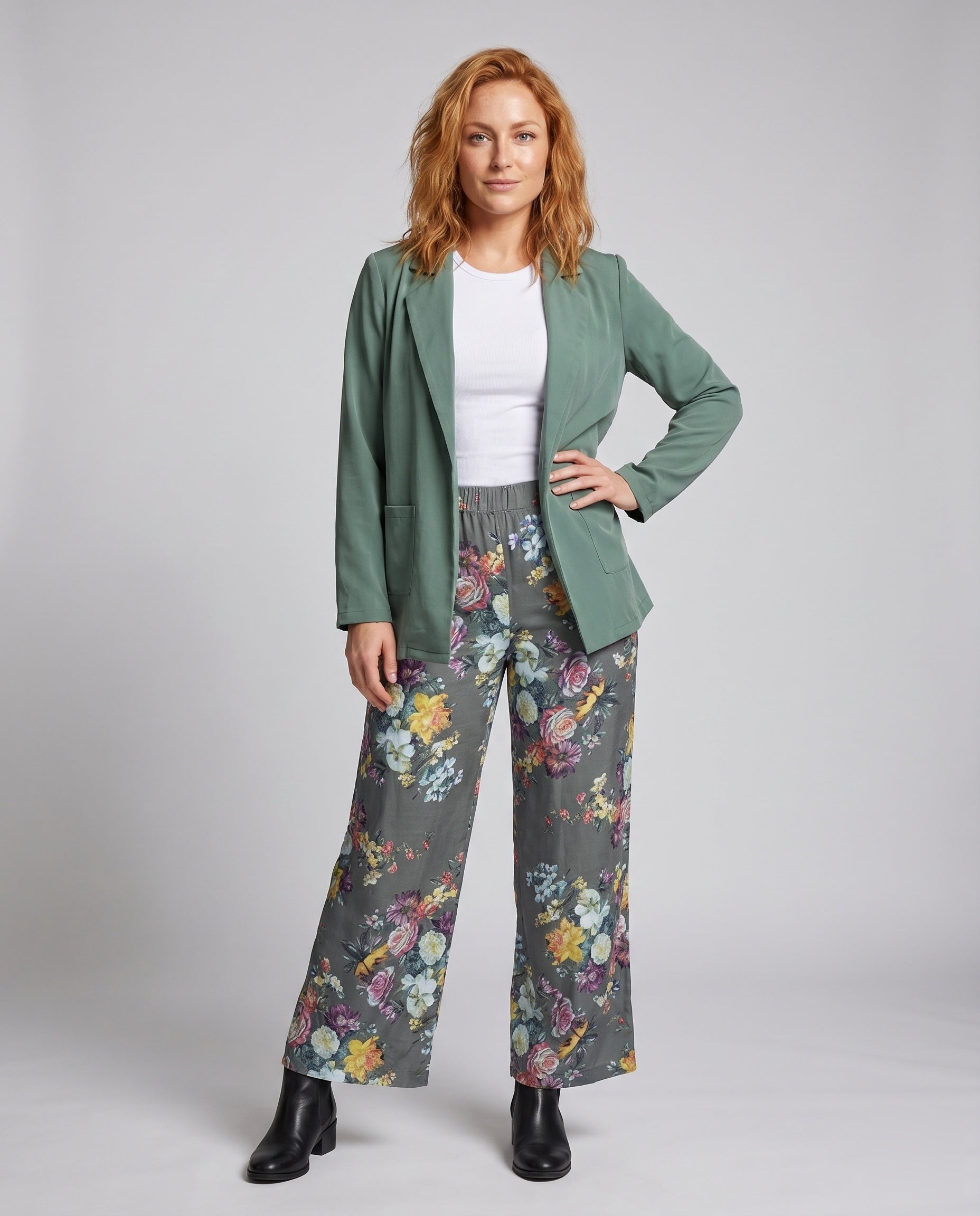 Product 15639236542794 - full_body_front