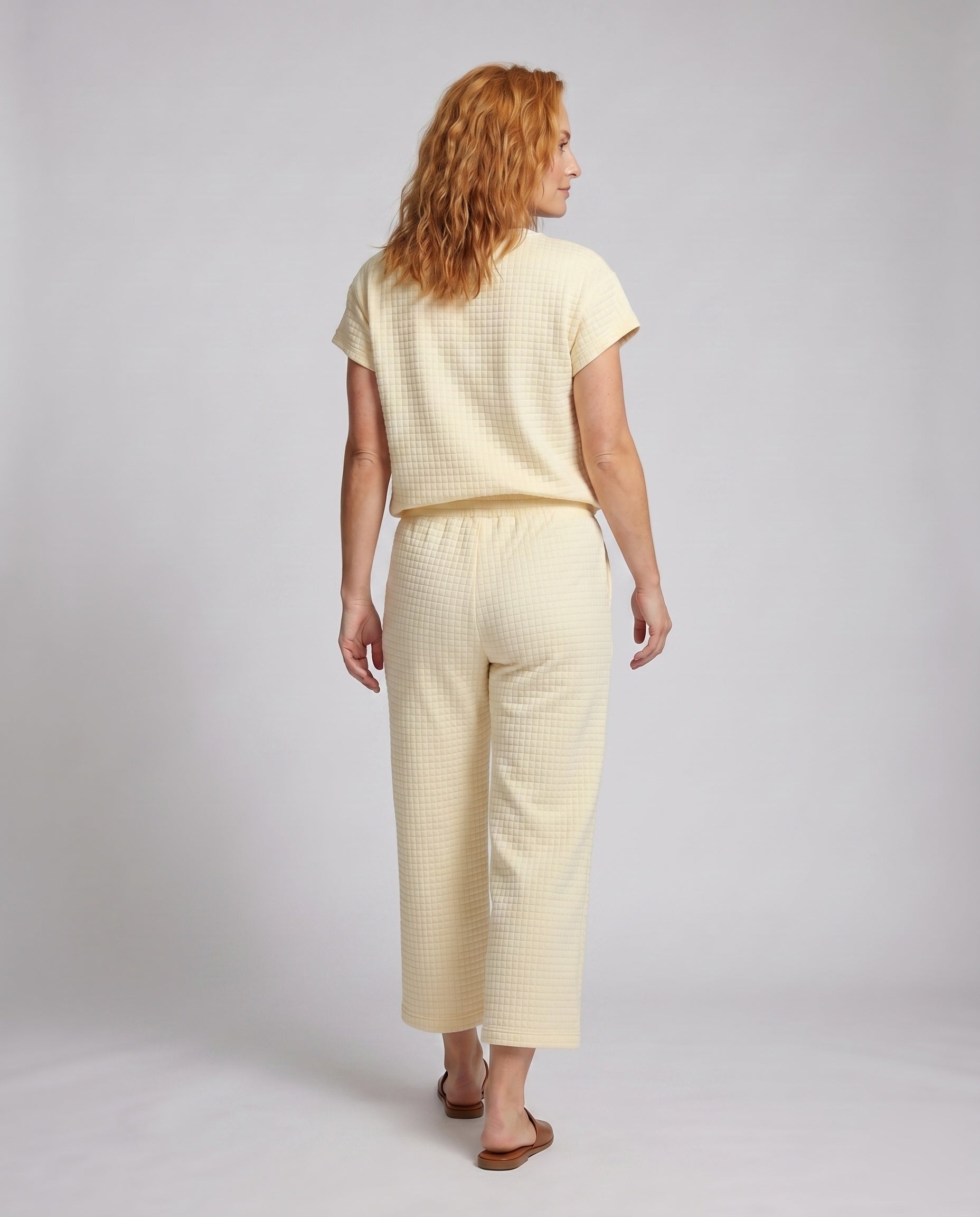 Product 15639238476106 - back_view