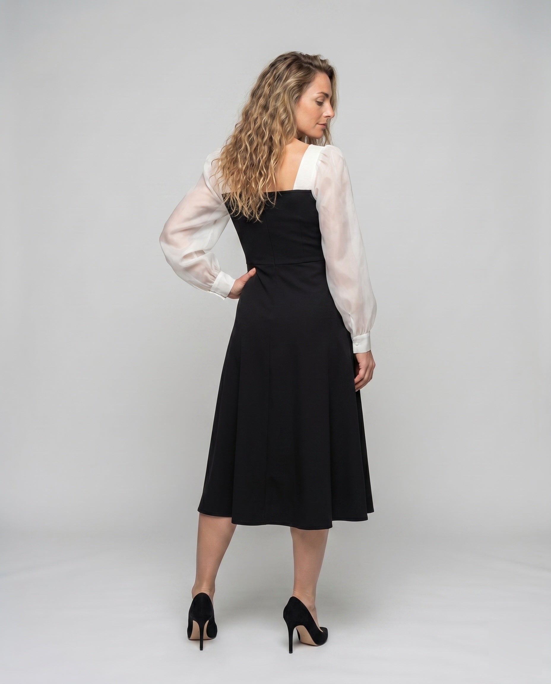 Product 15641108480330 - back_view