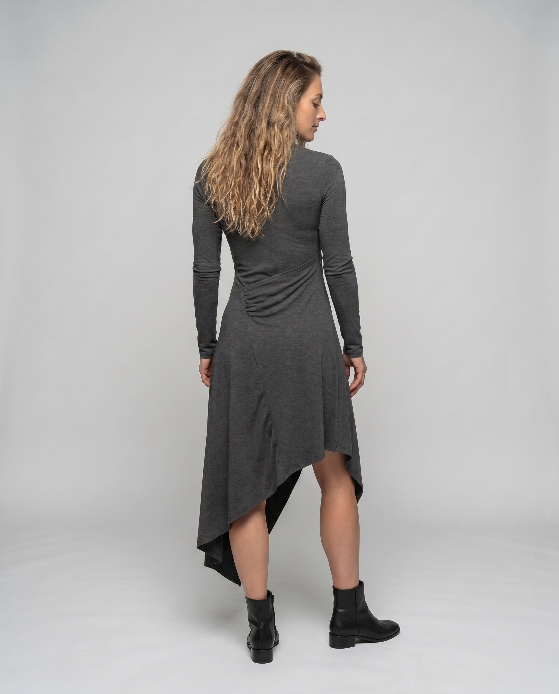 Product 15641109070154 - back_view