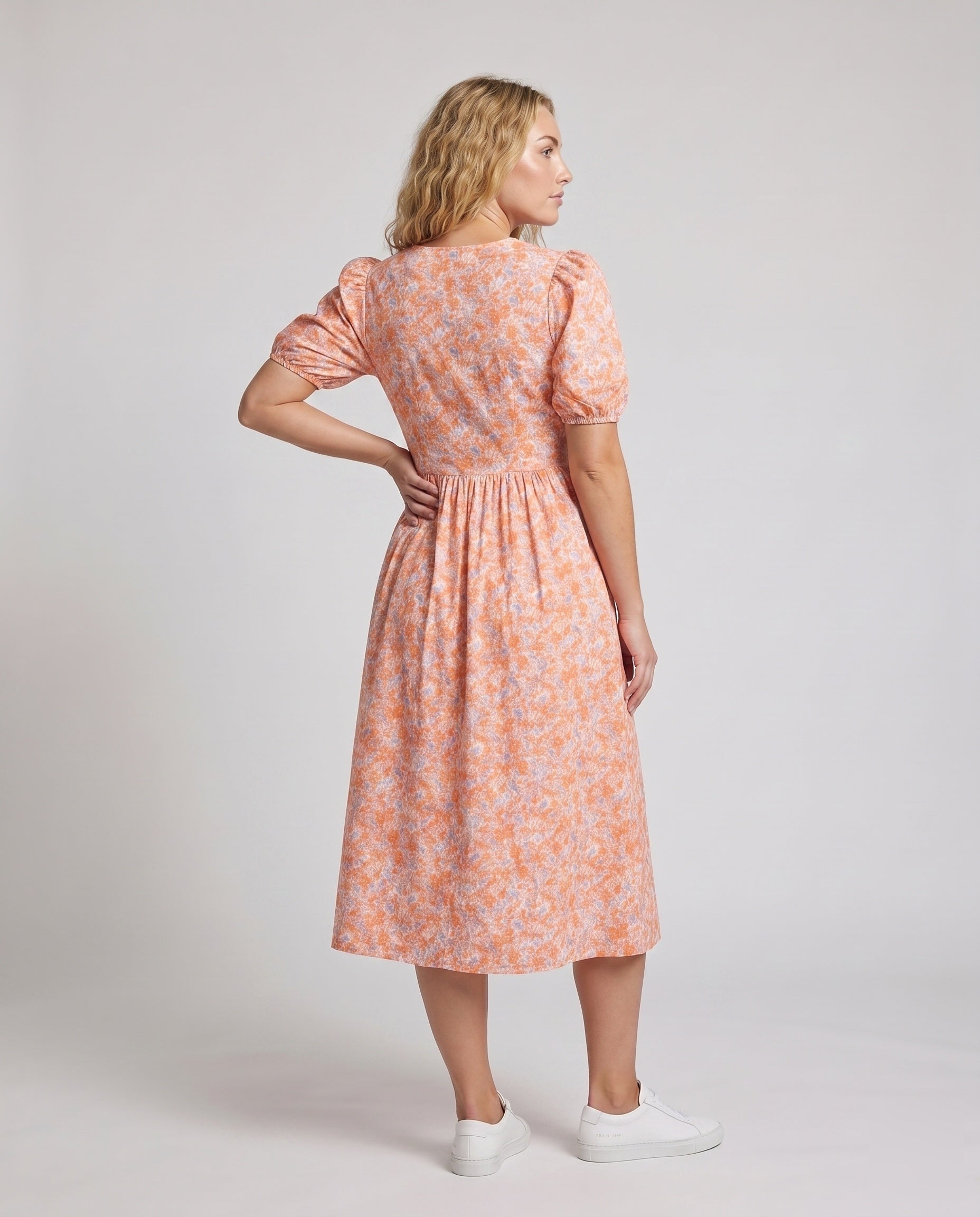 Product 15641109889354 - back_view
