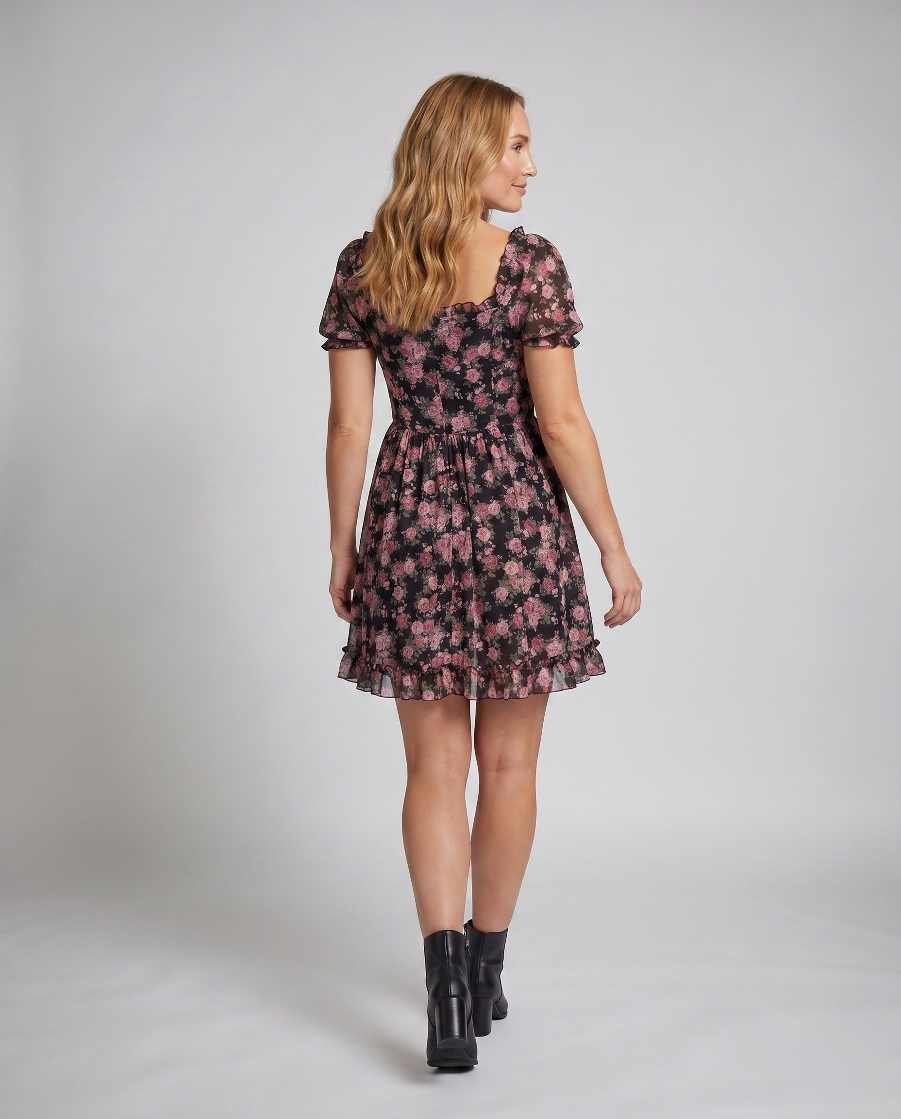 Product 15641110085962 - back_view