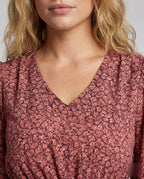 Product 15641112707402 - close_up_detail
