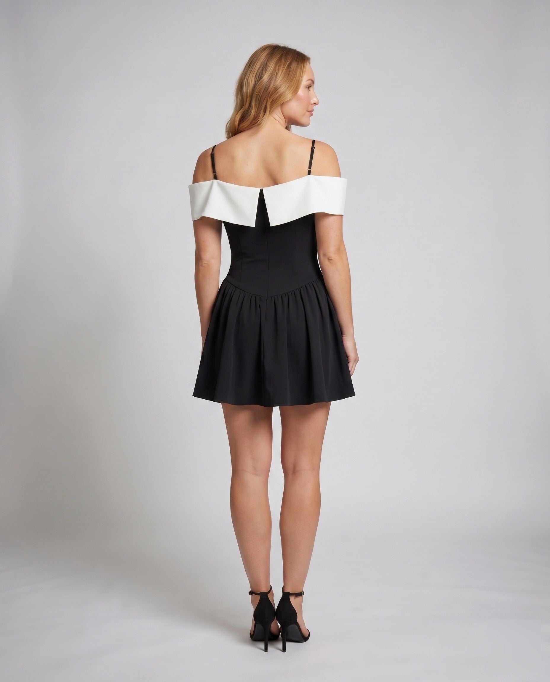 Product 15641113198922 - back_view