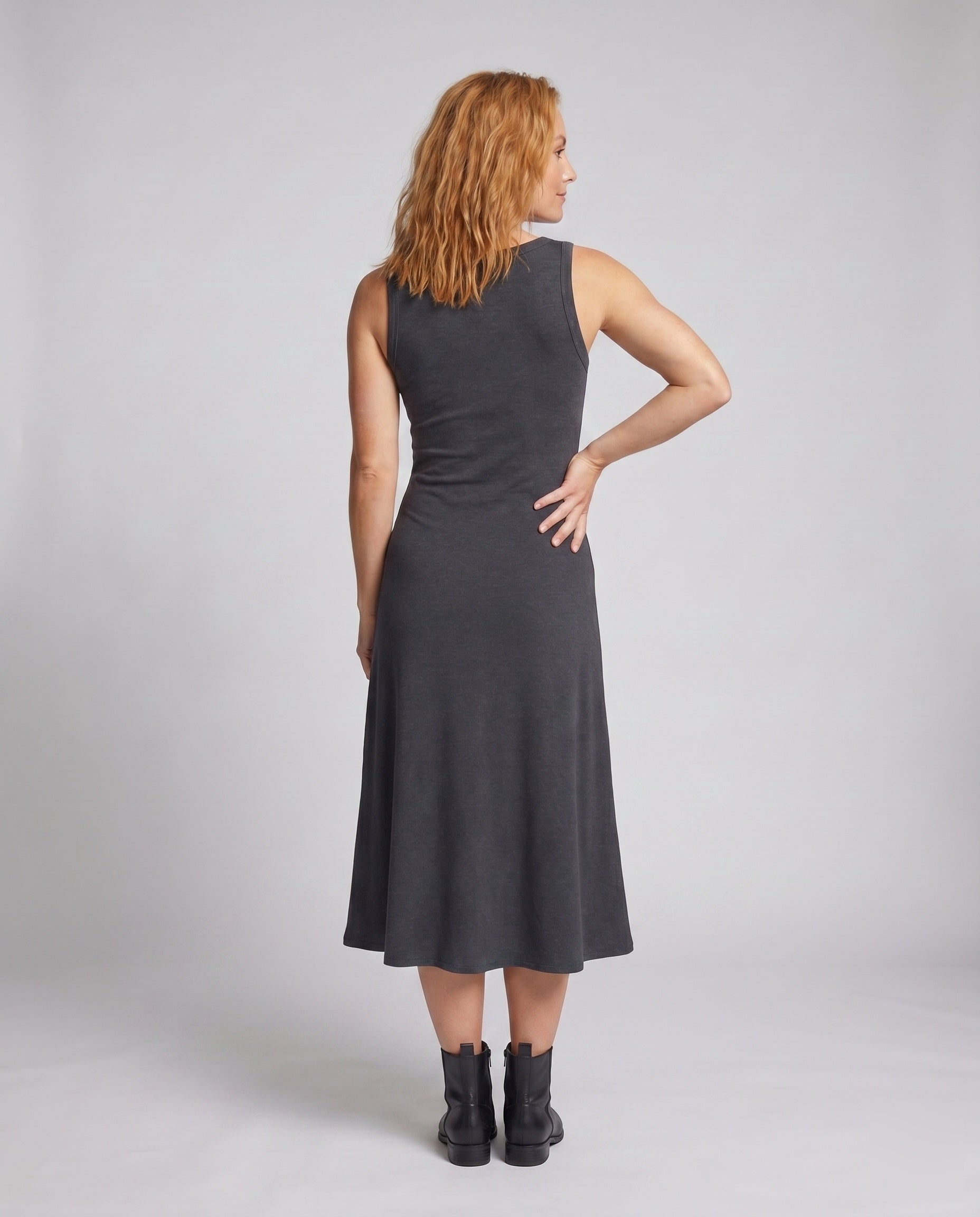 Product 15641113919818 - back_view