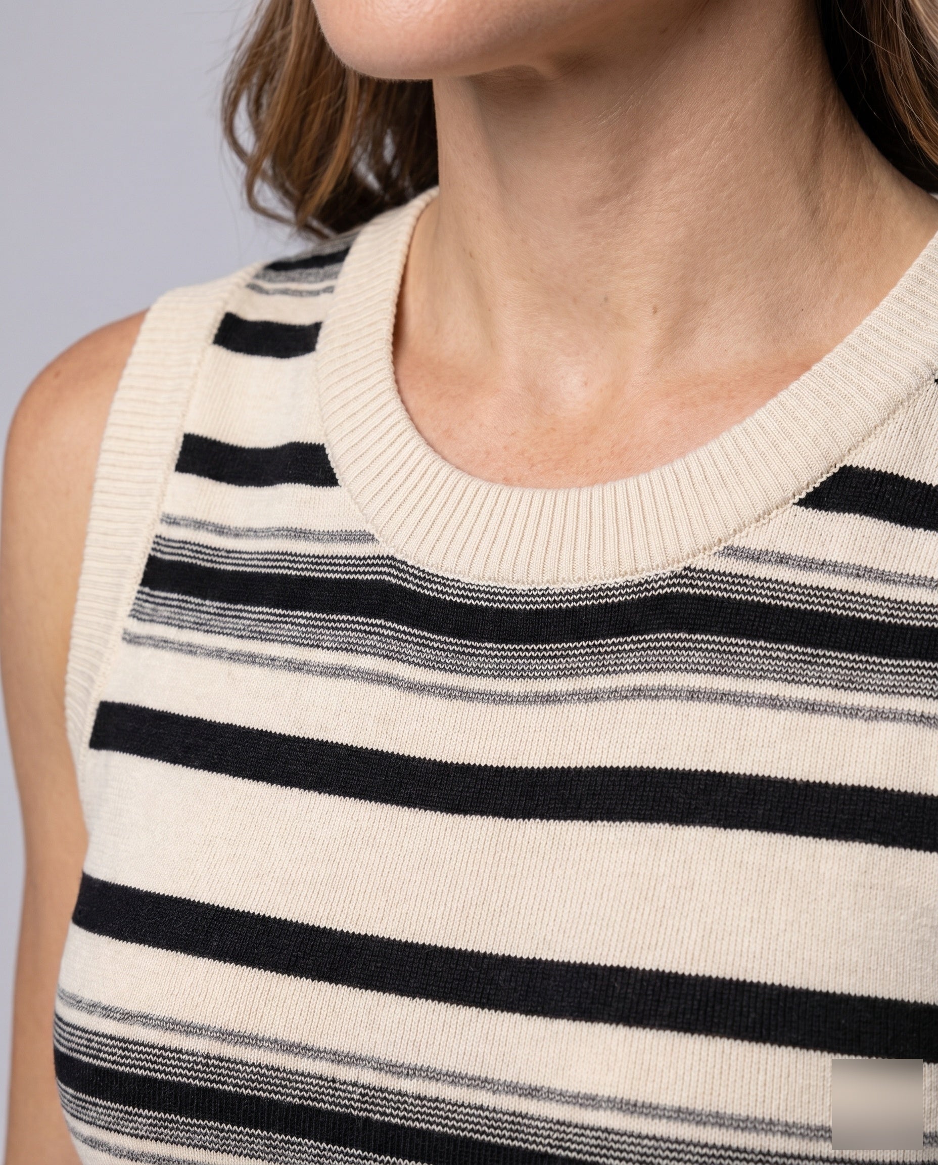Product 15641114378570 - close_up_detail
