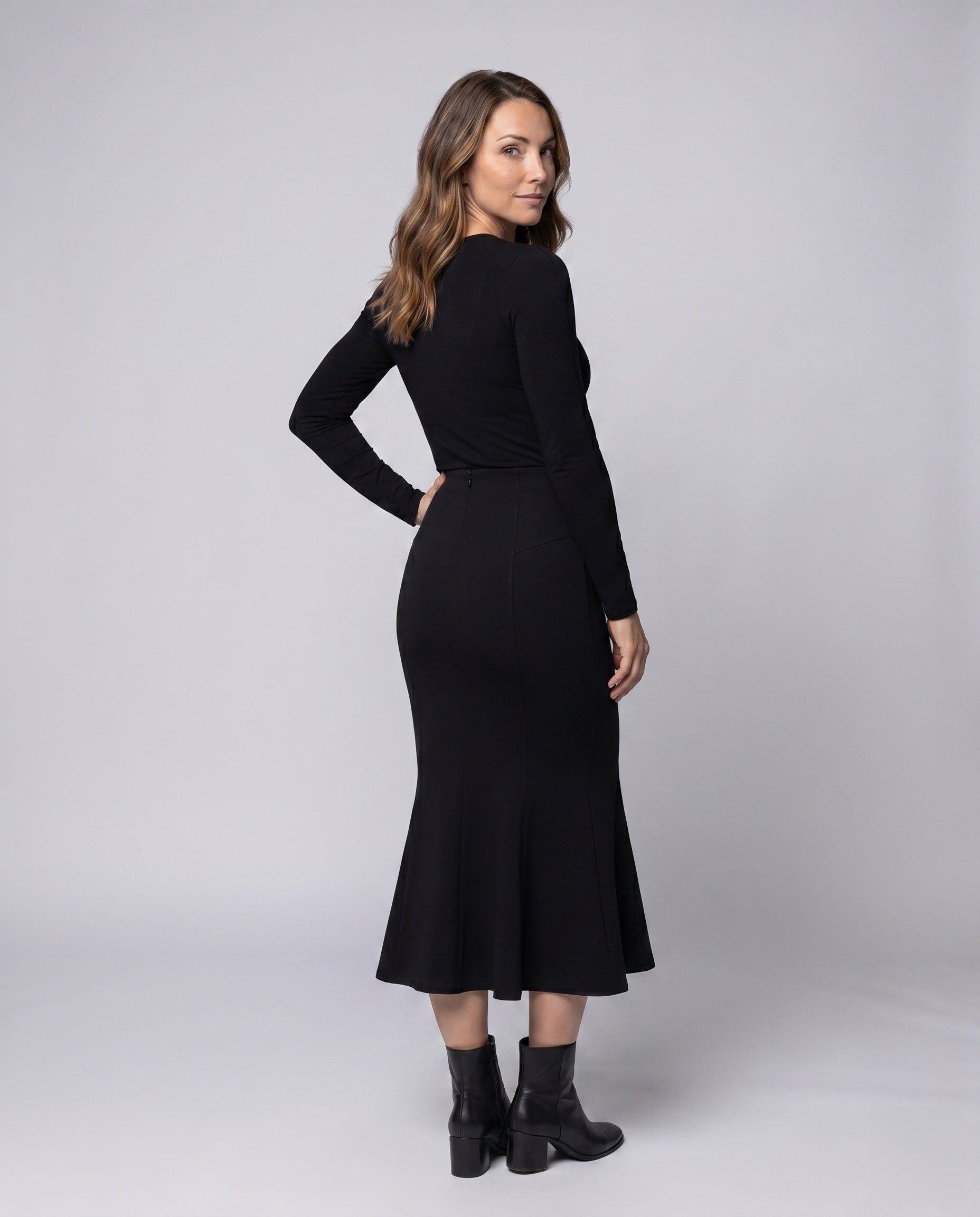 Product 15641114771786 - back_view
