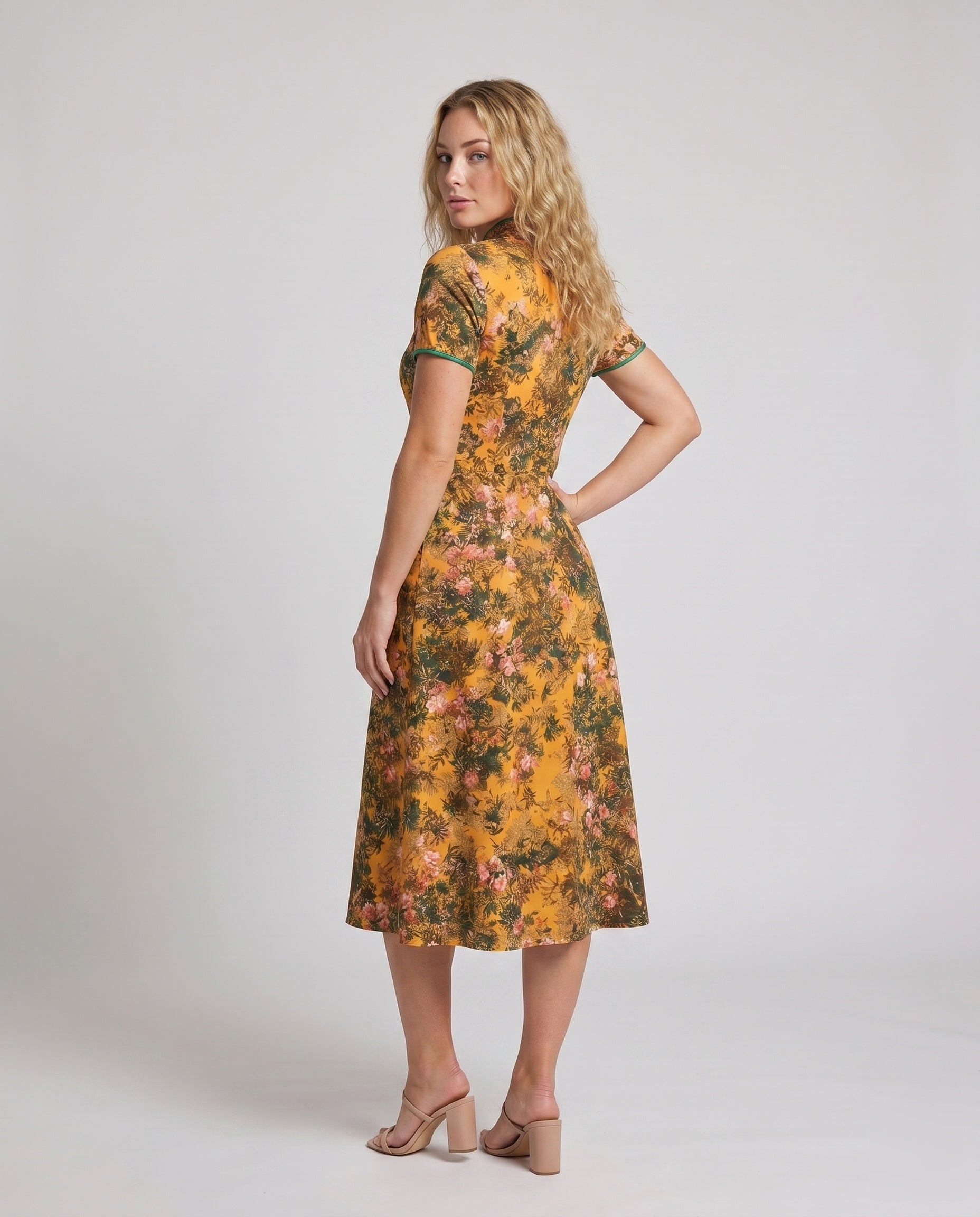 Product 15641116213578 - back_view