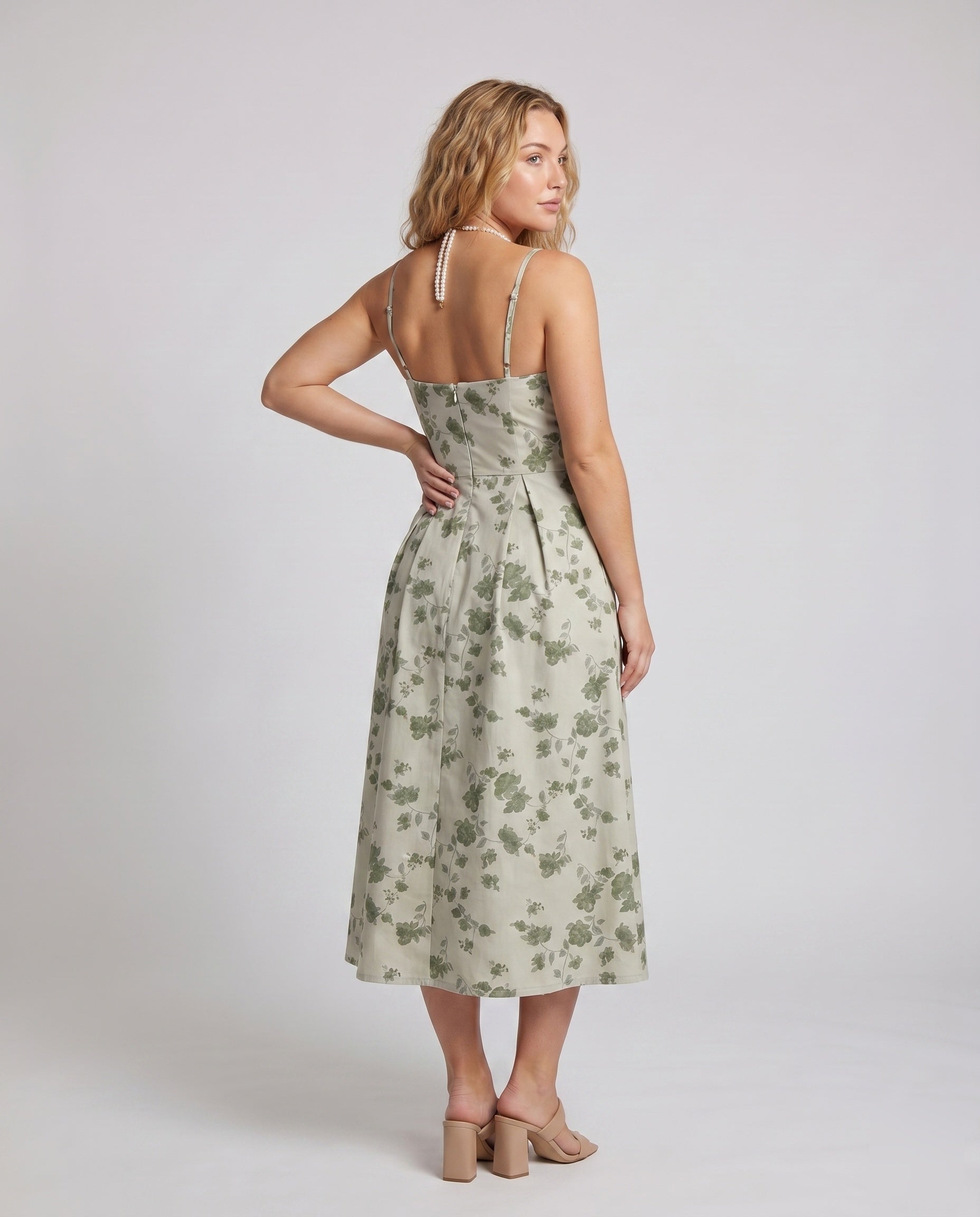 Product 15641118736714 - back_view