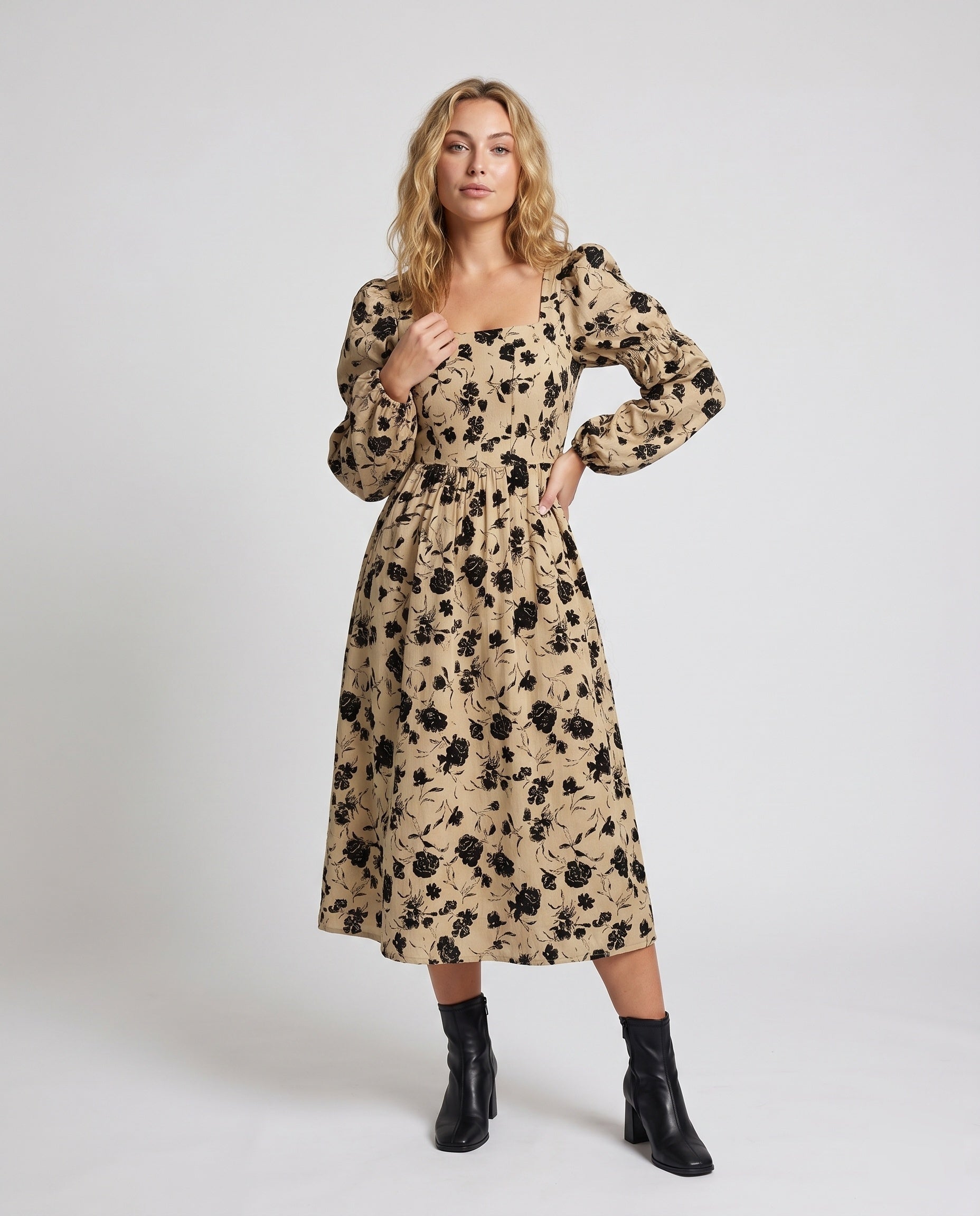 Product 15641118966090 - full_body_front