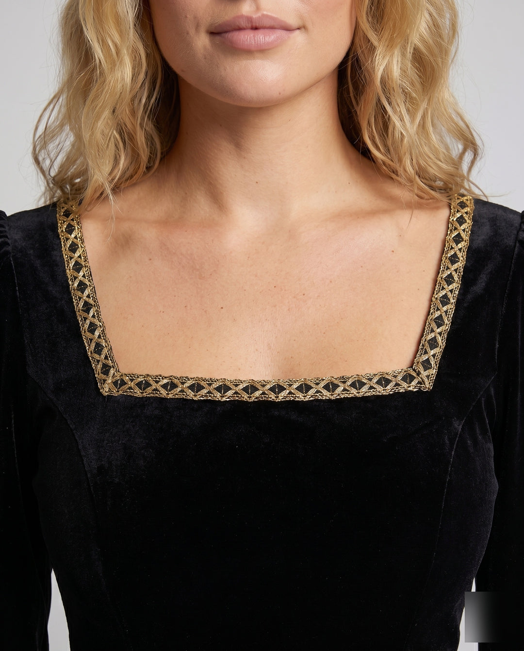 Product 15641122373962 - close_up_detail