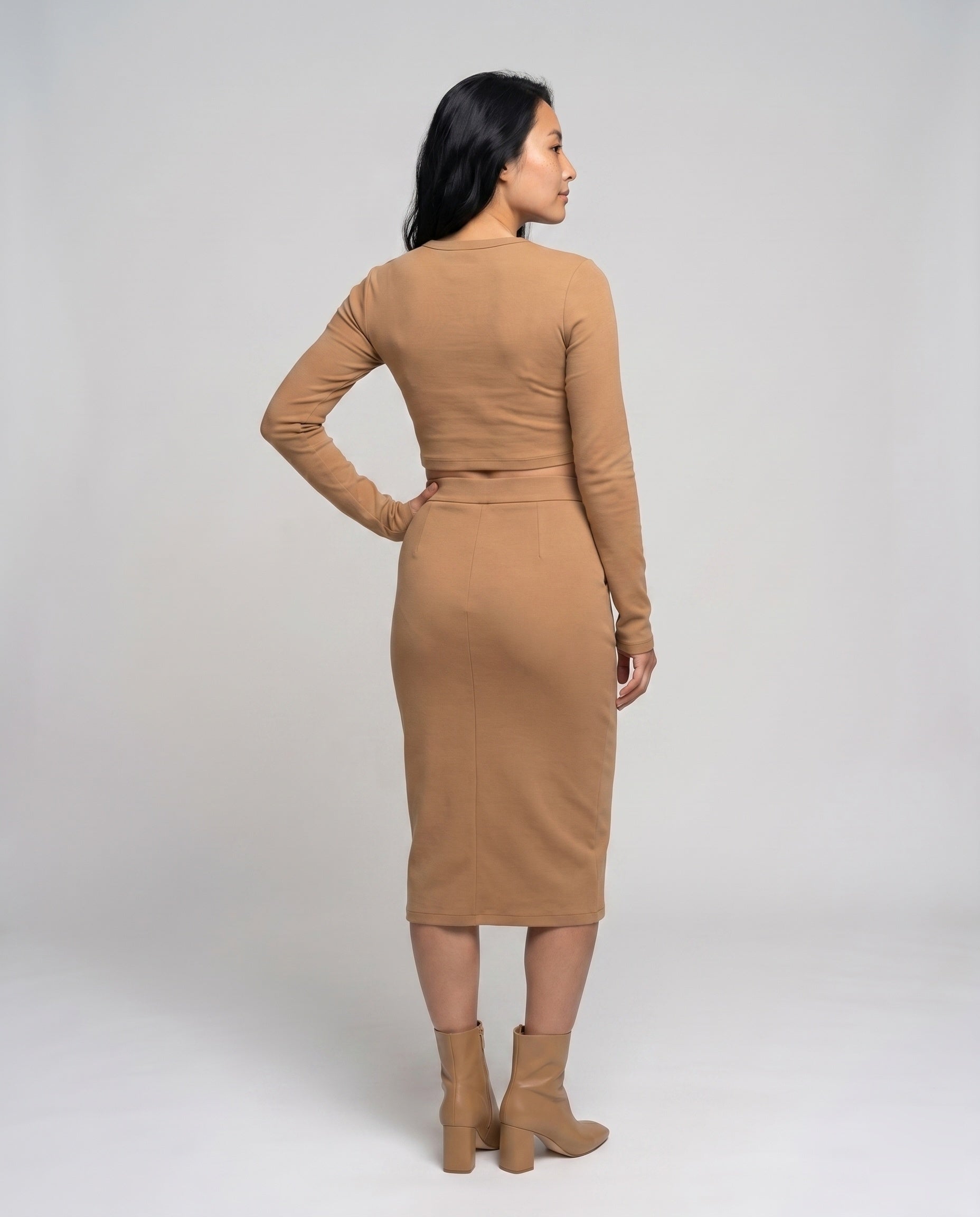 Product 15641125454154 - back_view