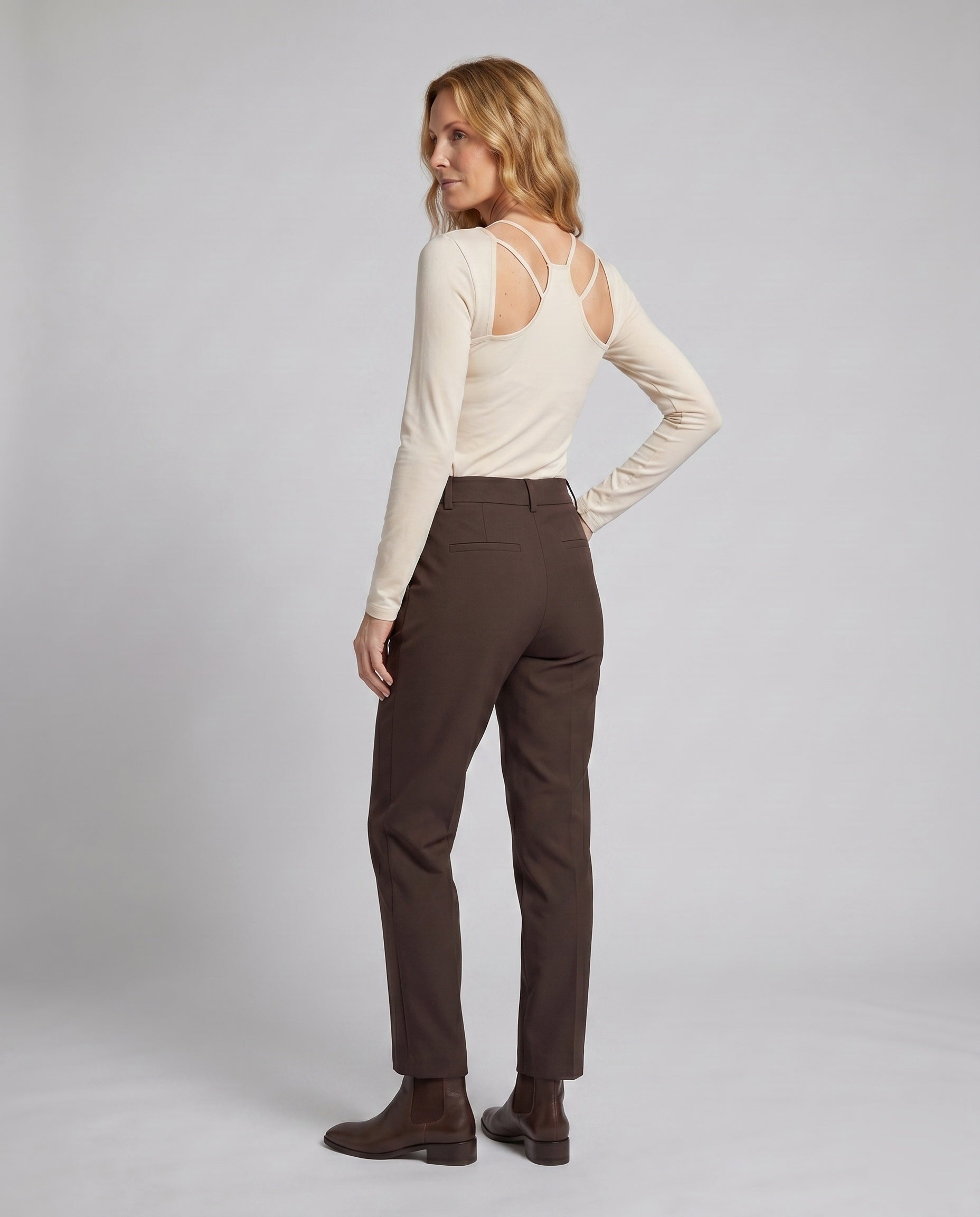 Product 15641134924106 - back_view