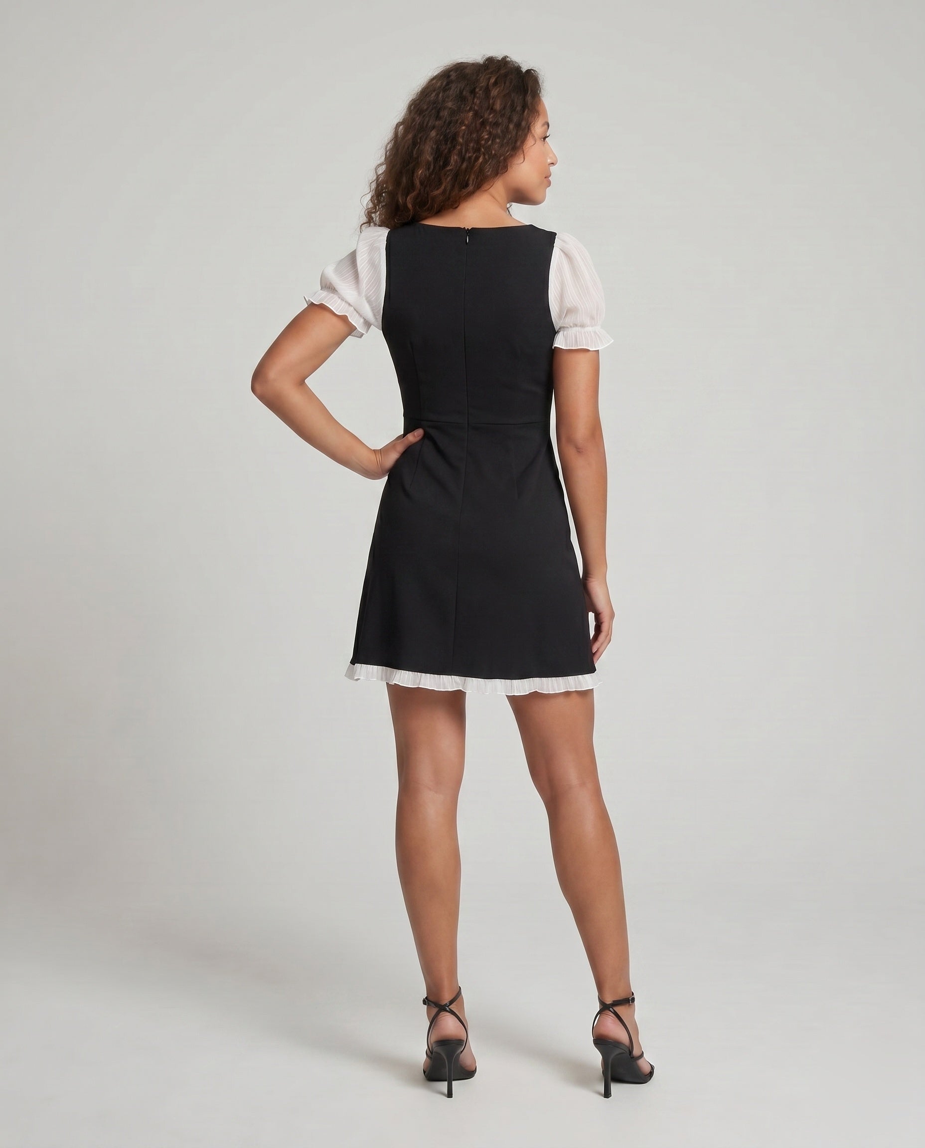Product 15641140494666 - back_view