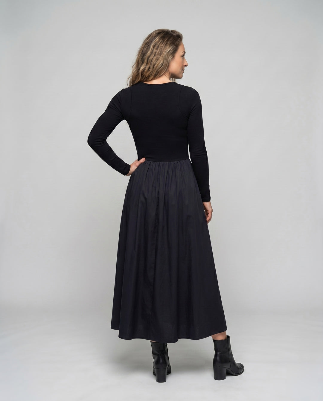 Product 15641151045962 - back_view