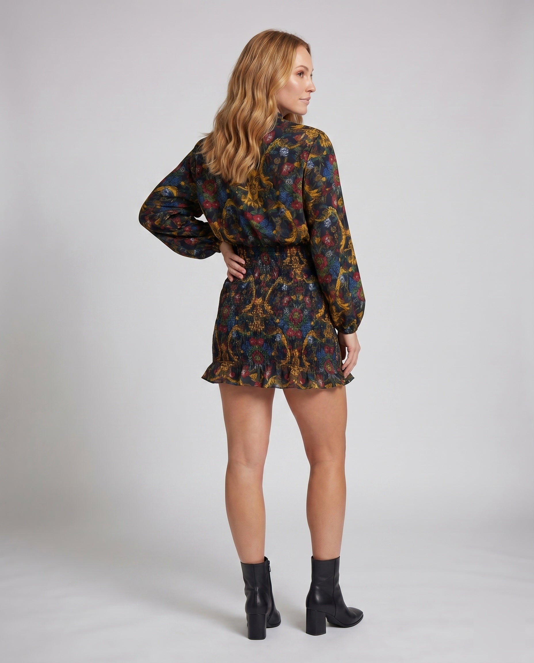 Product 15641153372490 - back_view