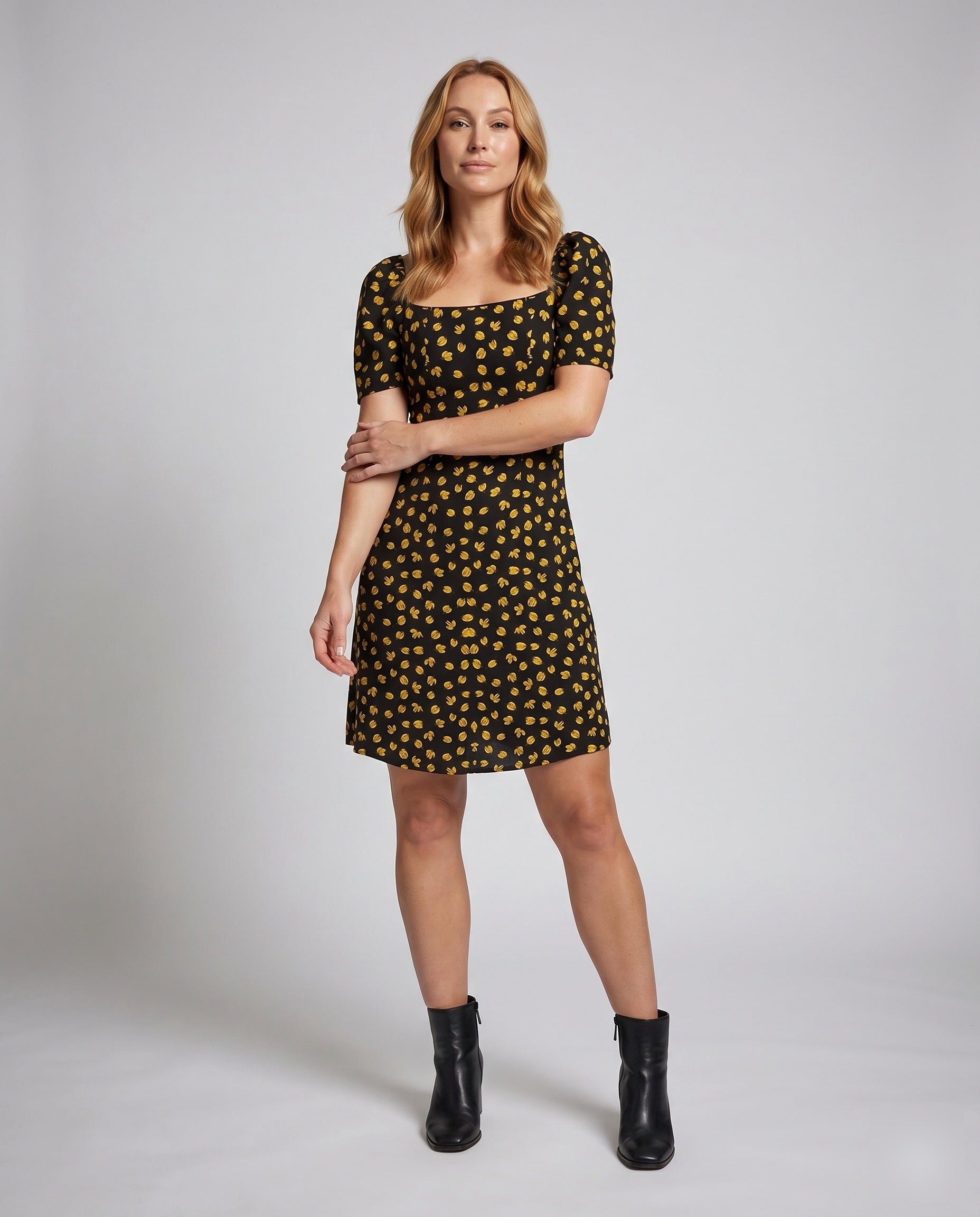 Product 15641159860554 - full_body_front