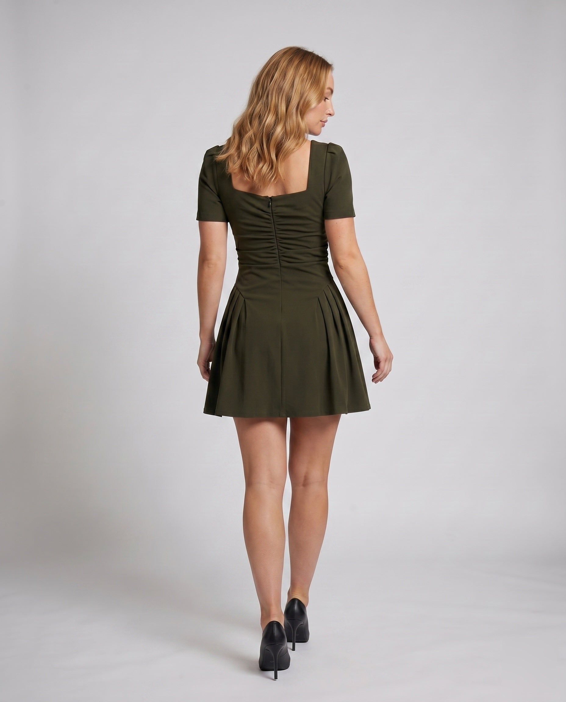 Product 15641159926090 - back_view
