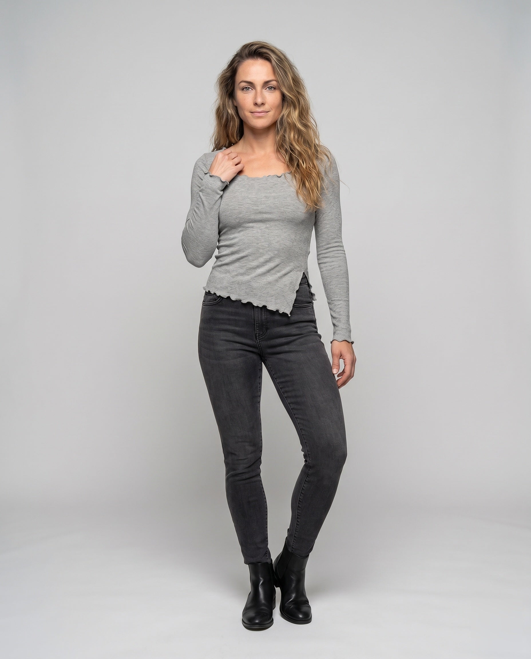 Product 15641164218698 - full_body_front