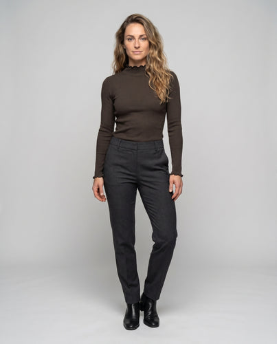 Damen Langarmshirt mit Rüschendetails und schmalem Schnitt