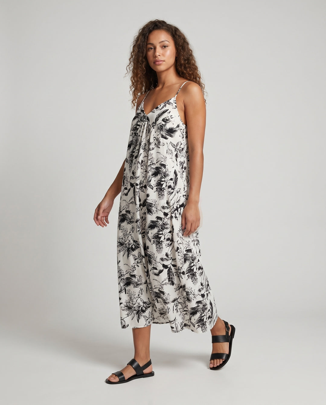 Product 15641165955402 - full_body_front