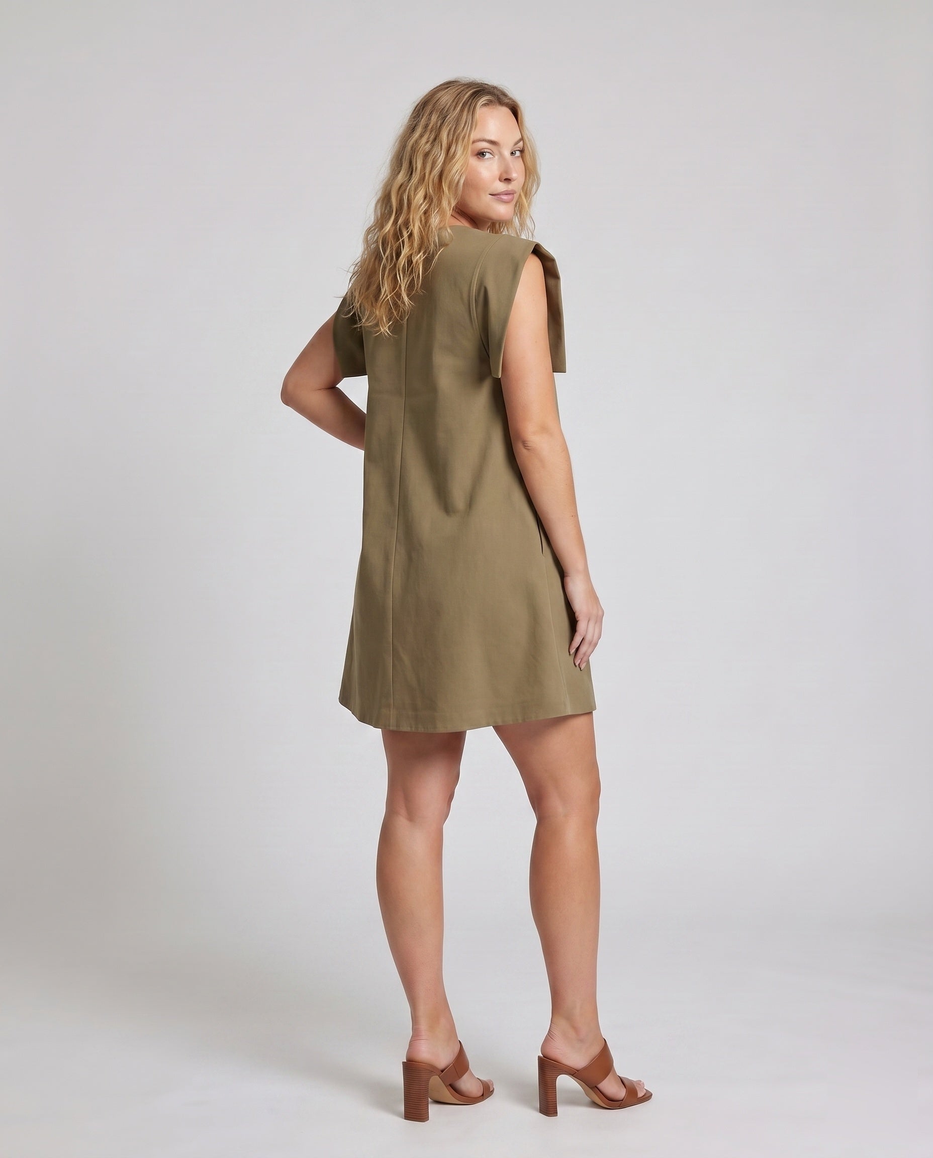 Product 15641168511306 - back_view