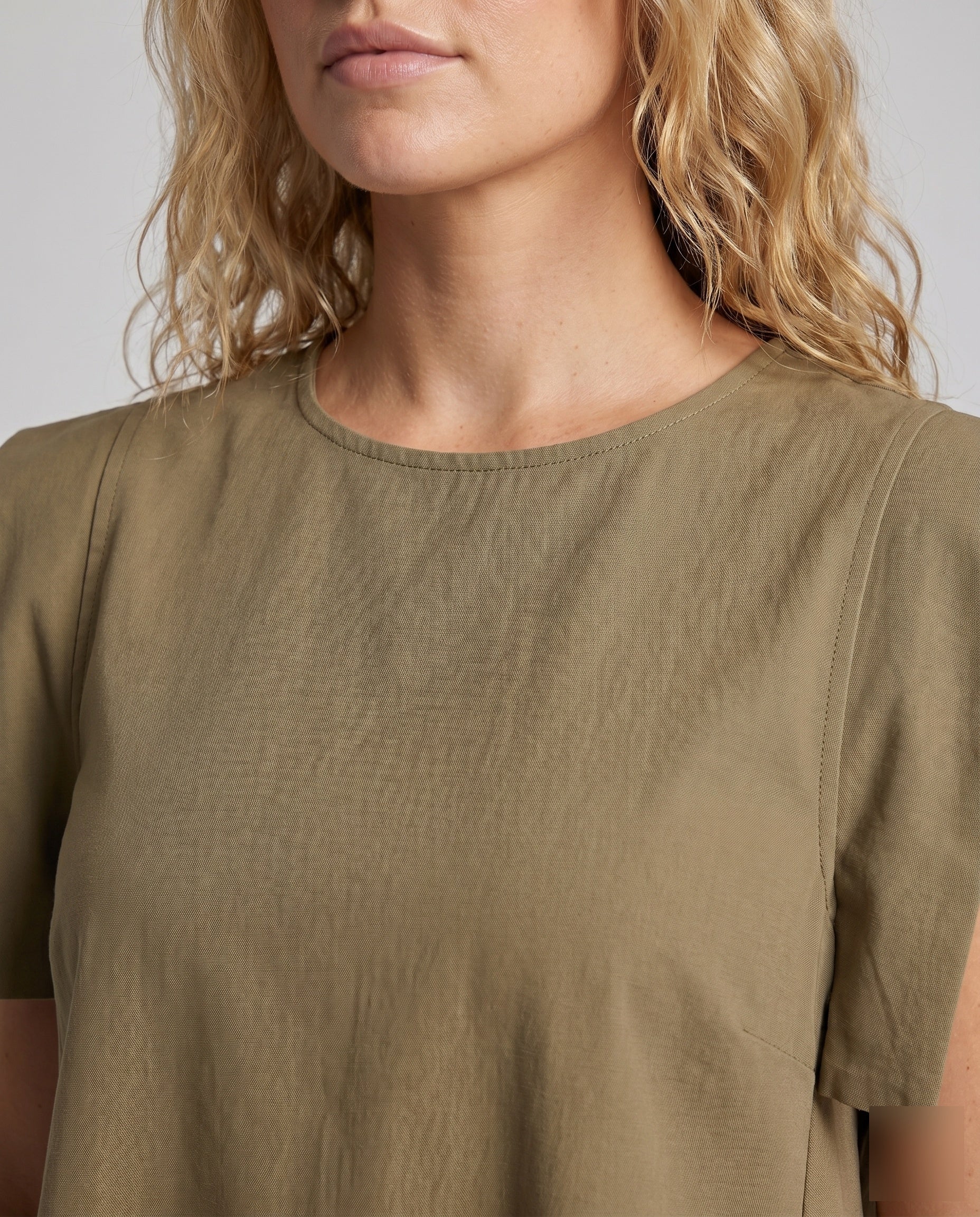 Product 15641168511306 - close_up_detail