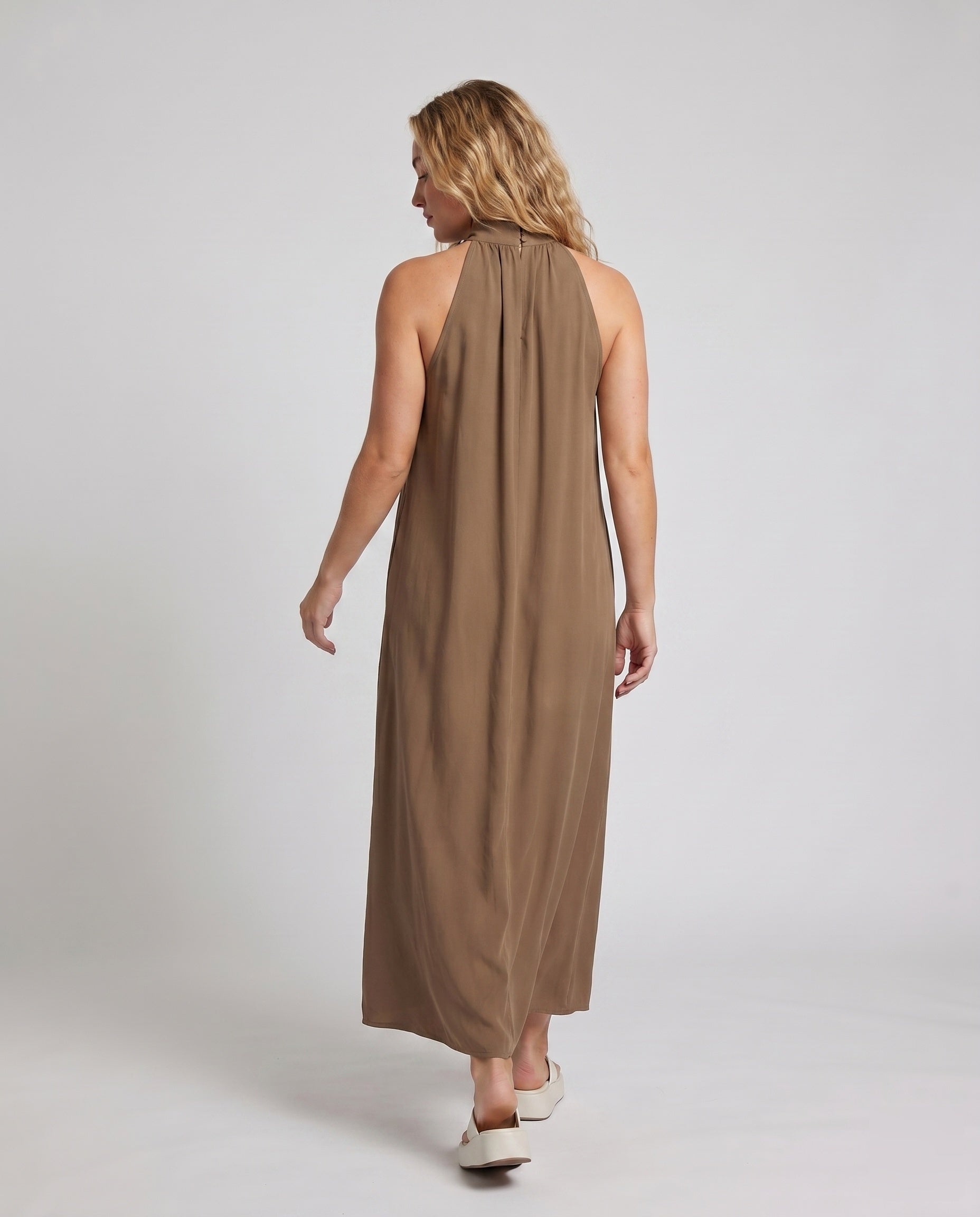 Product 15641170215242 - back_view