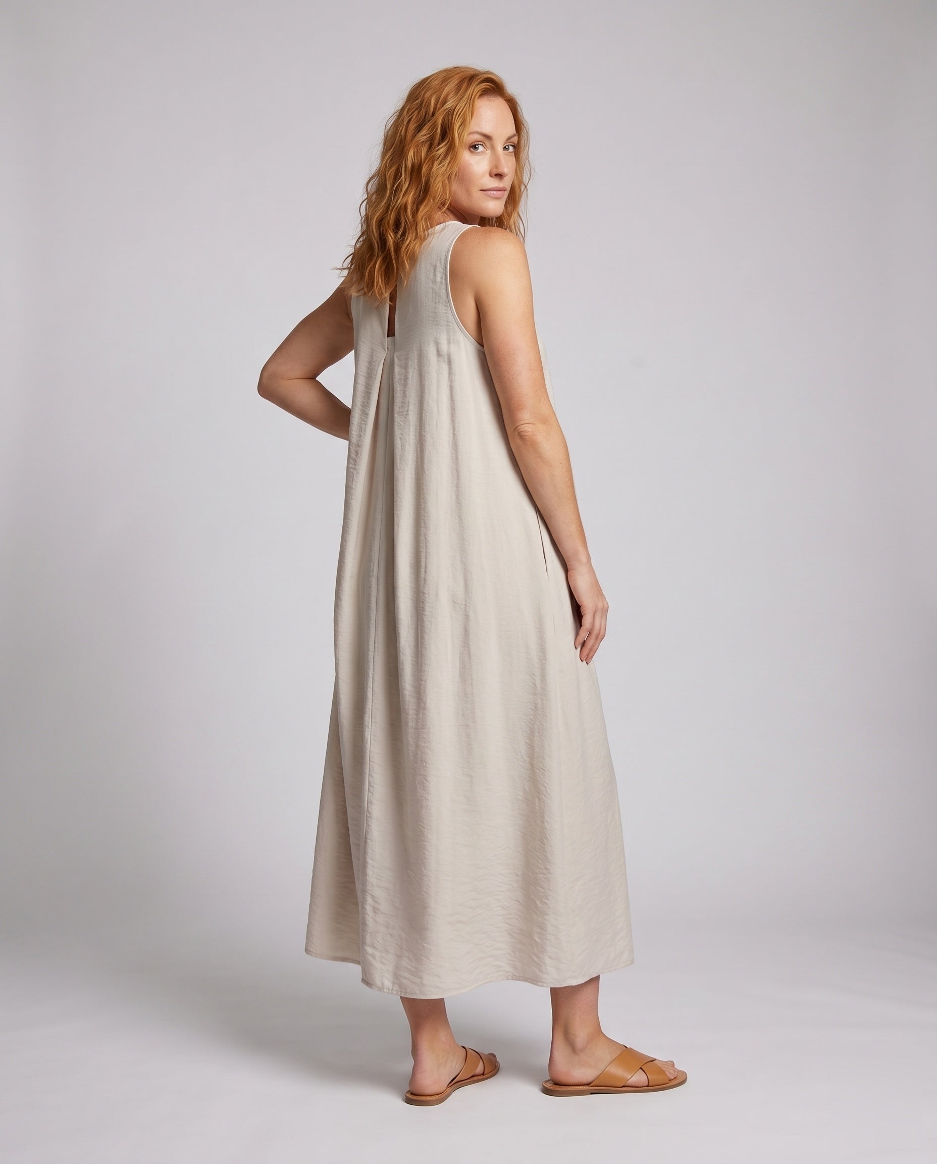 Product 15641176277322 - back_view