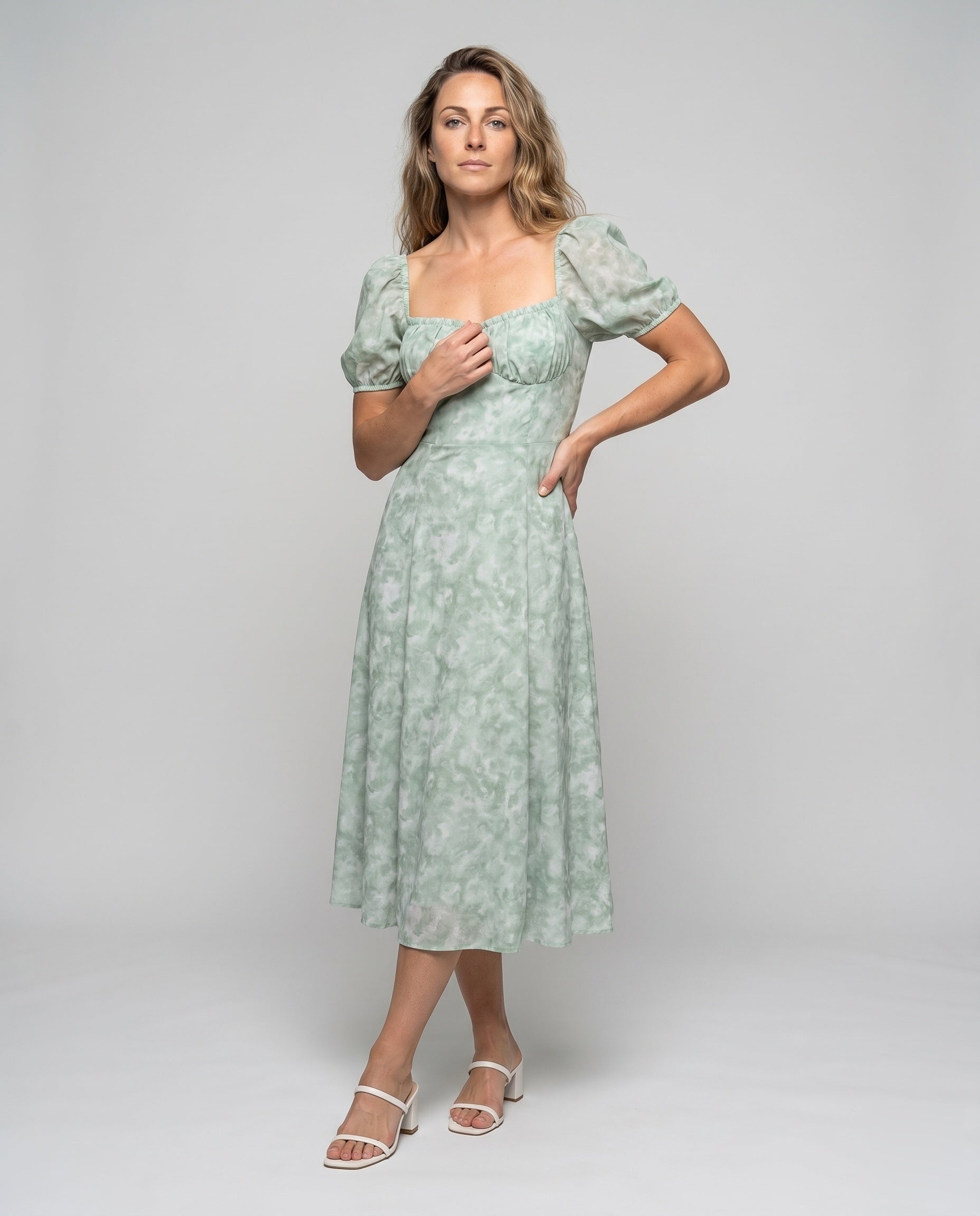 Product 15641176473930 - full_body_front