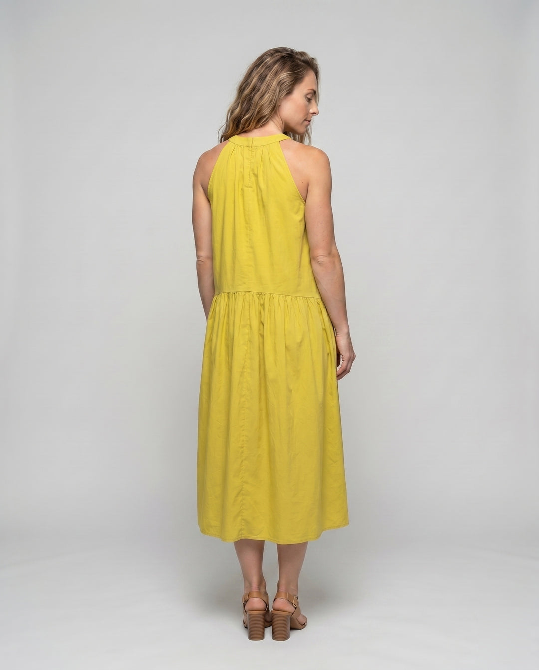 Product 15641176703306 - back_view