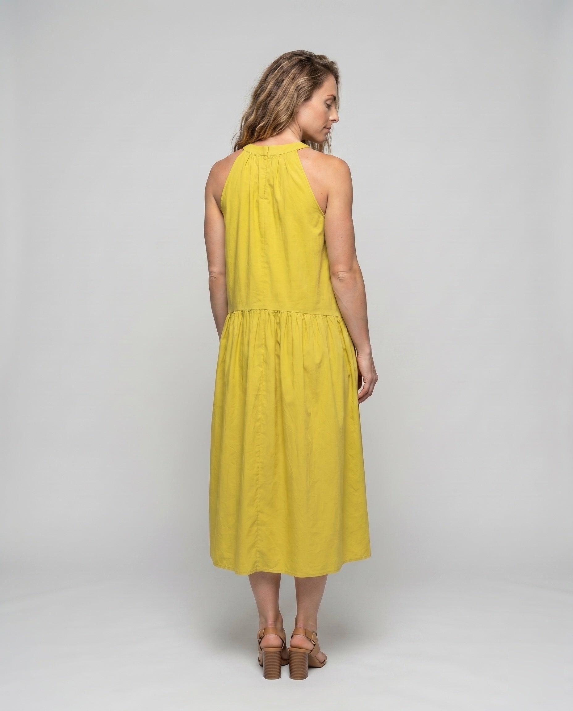 Product 15641176703306 - back_view
