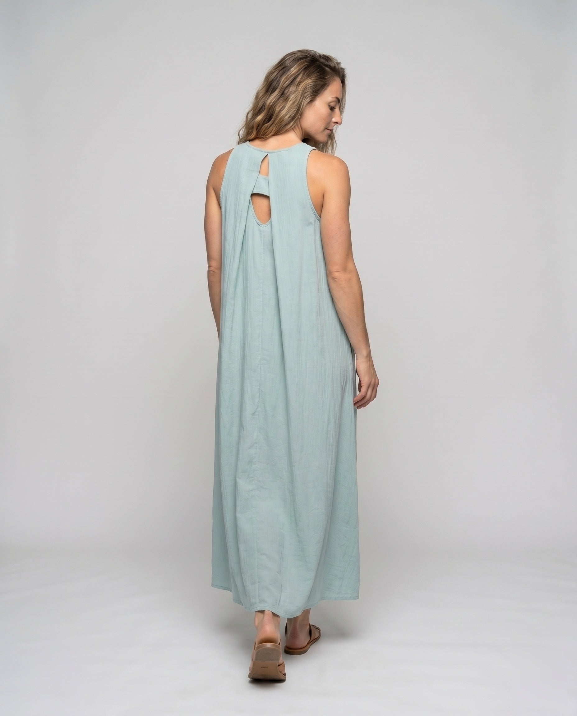 Product 15641176965450 - back_view