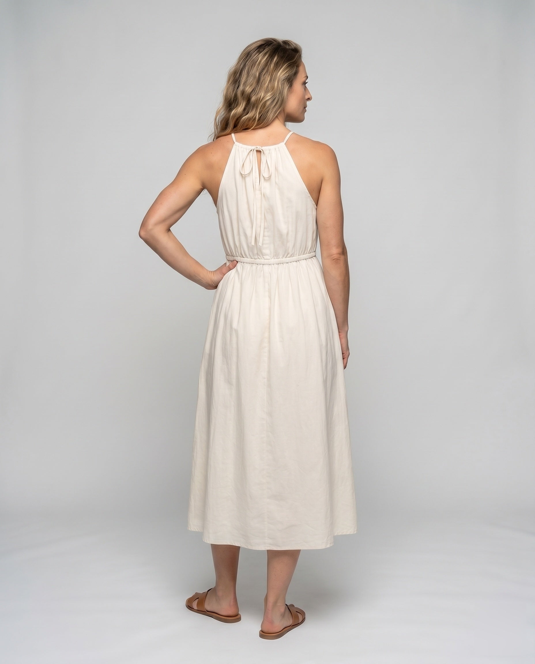 Product 15641177456970 - back_view