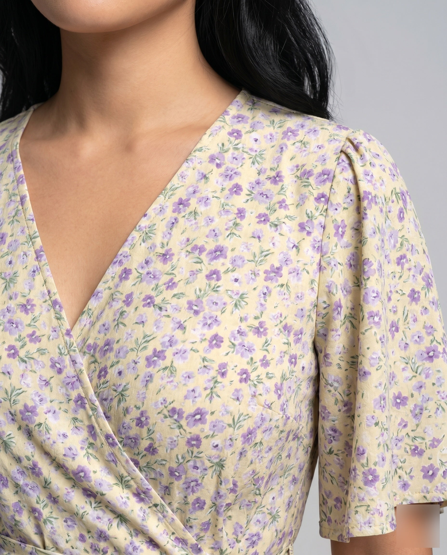 Product 15641178440010 - close_up_detail