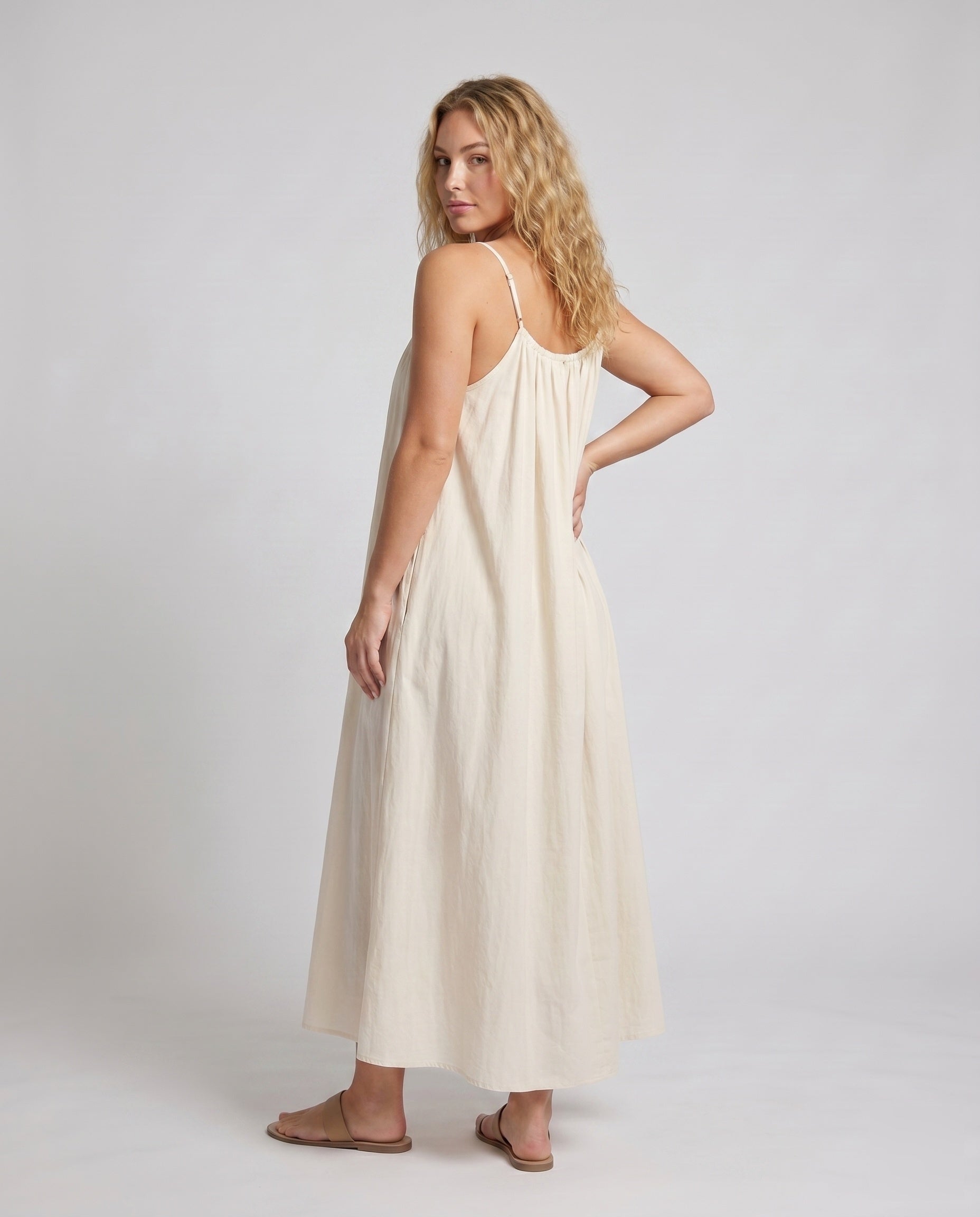 Product 15641179521354 - back_view