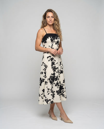 Damen Maxikleid mit floralem Muster und elegantem asymmetrischen Schnitt