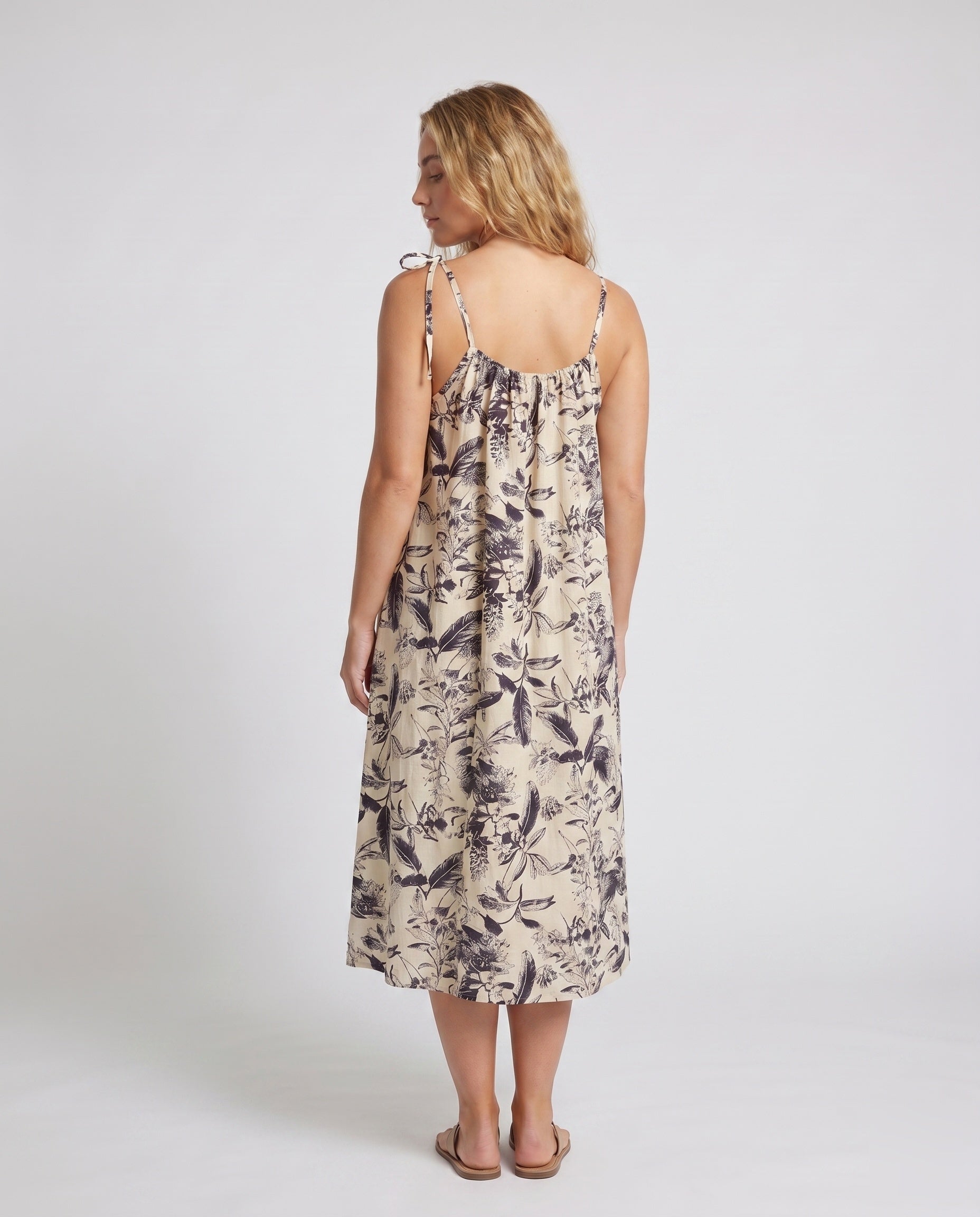 Damen Maxikleid mit floralem Muster und verstellbaren Spaghetti-Trägern