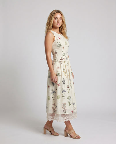 Damen Maxikleid mit floralen Applikationen und taillierter Silhouette