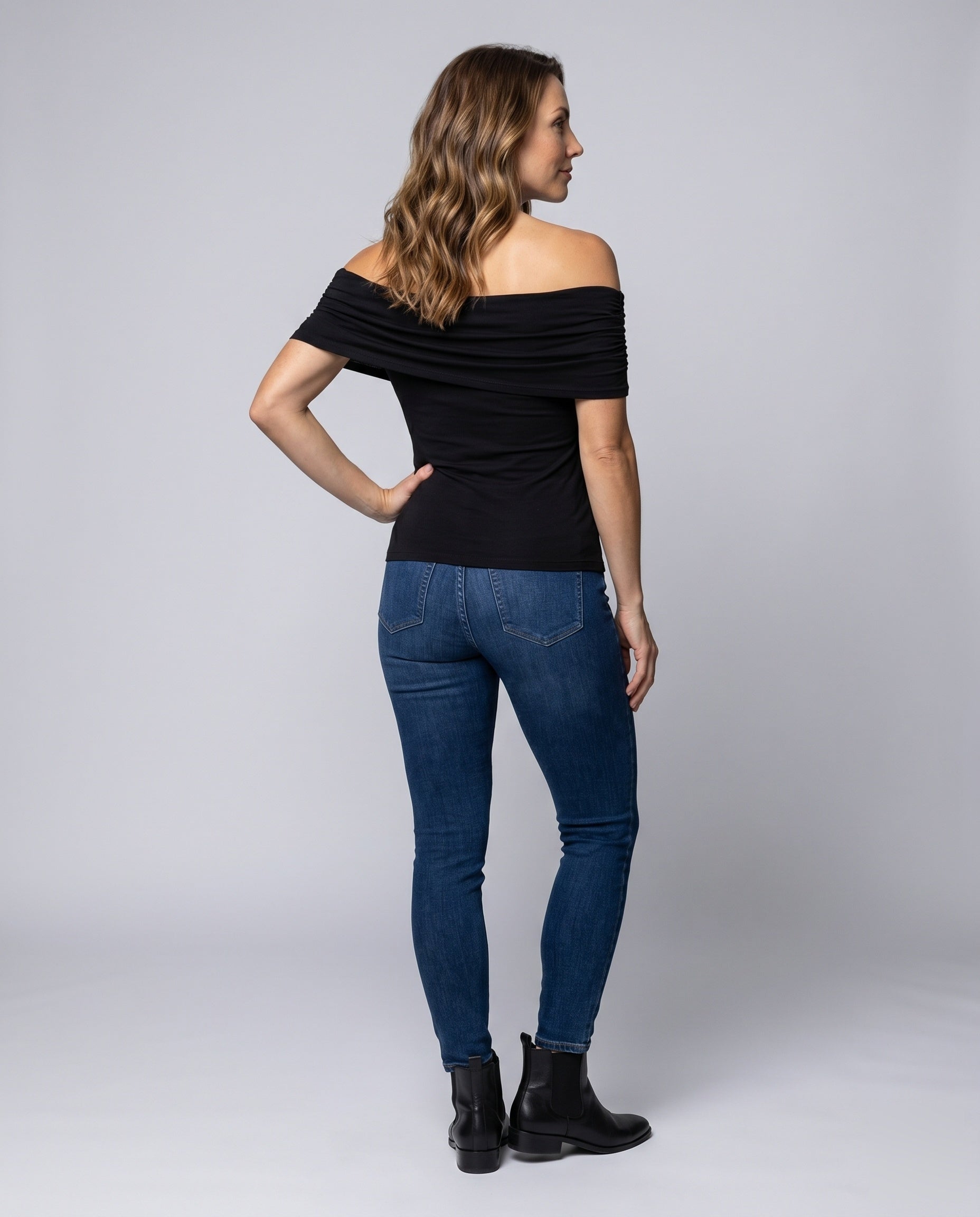 Product 15642539852106 - back_view