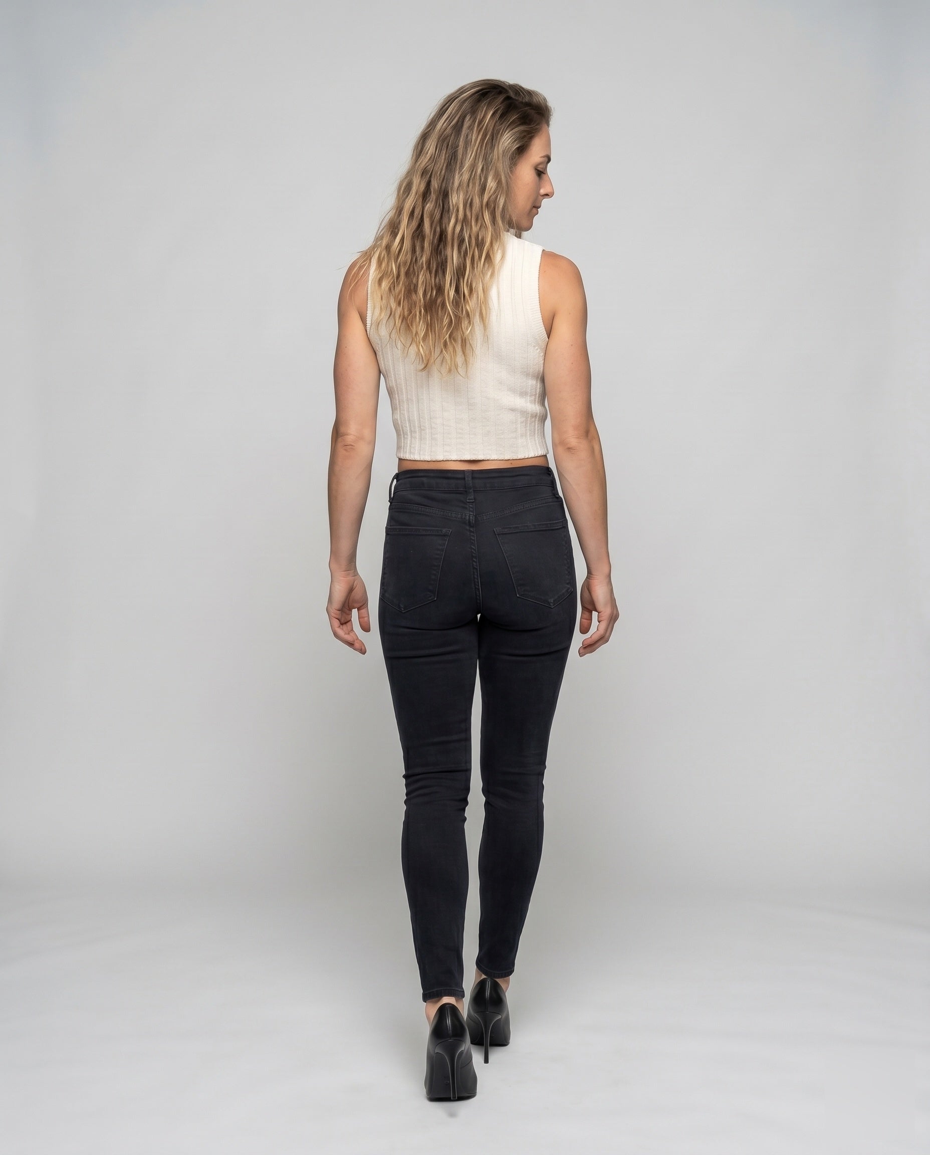 Product 15642540245322 - back_view